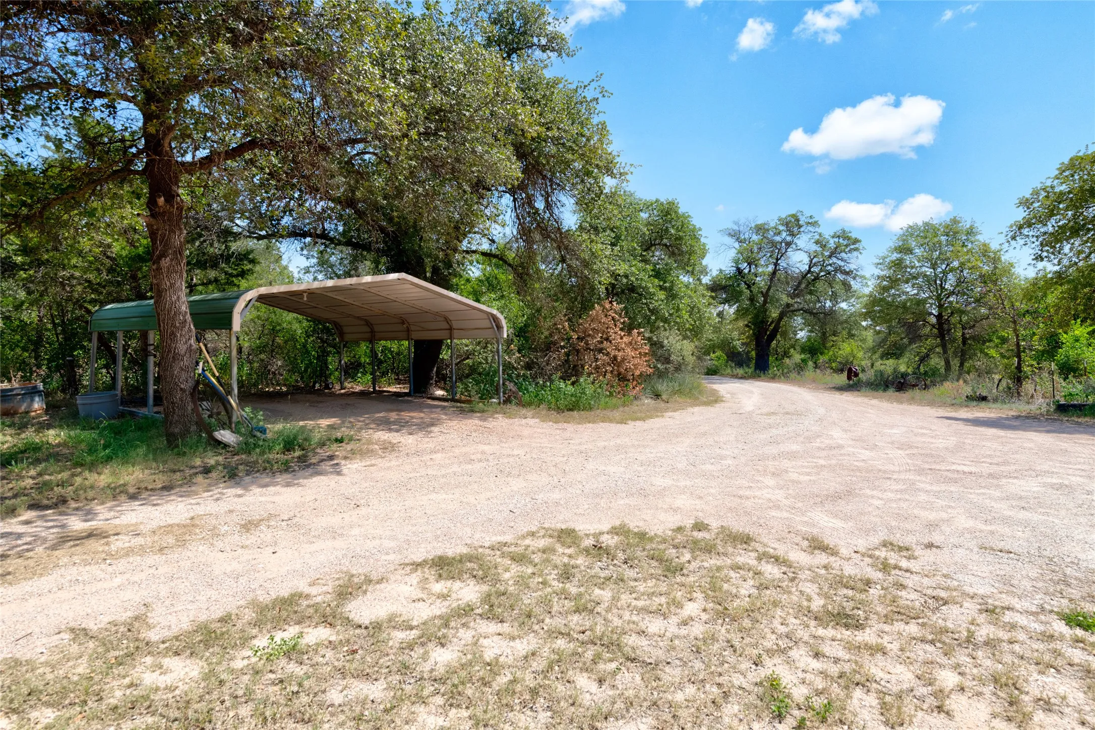 Farm For Sale in Jones County , 9684 FM3326, Hawley, Texas 79525, 3 Bedroom, 2 Bathroom, Garage spaces, 1,958 Sqft, built in 2000, mls#21352799, Real Estate Agent in Hawley, Homes For Sale in Jones county, Homes For Sale in Hawley, Realtor in Hawley Texas, Real Estate Brokerage Independent Realty Texas, Luminita Cordes Realtor