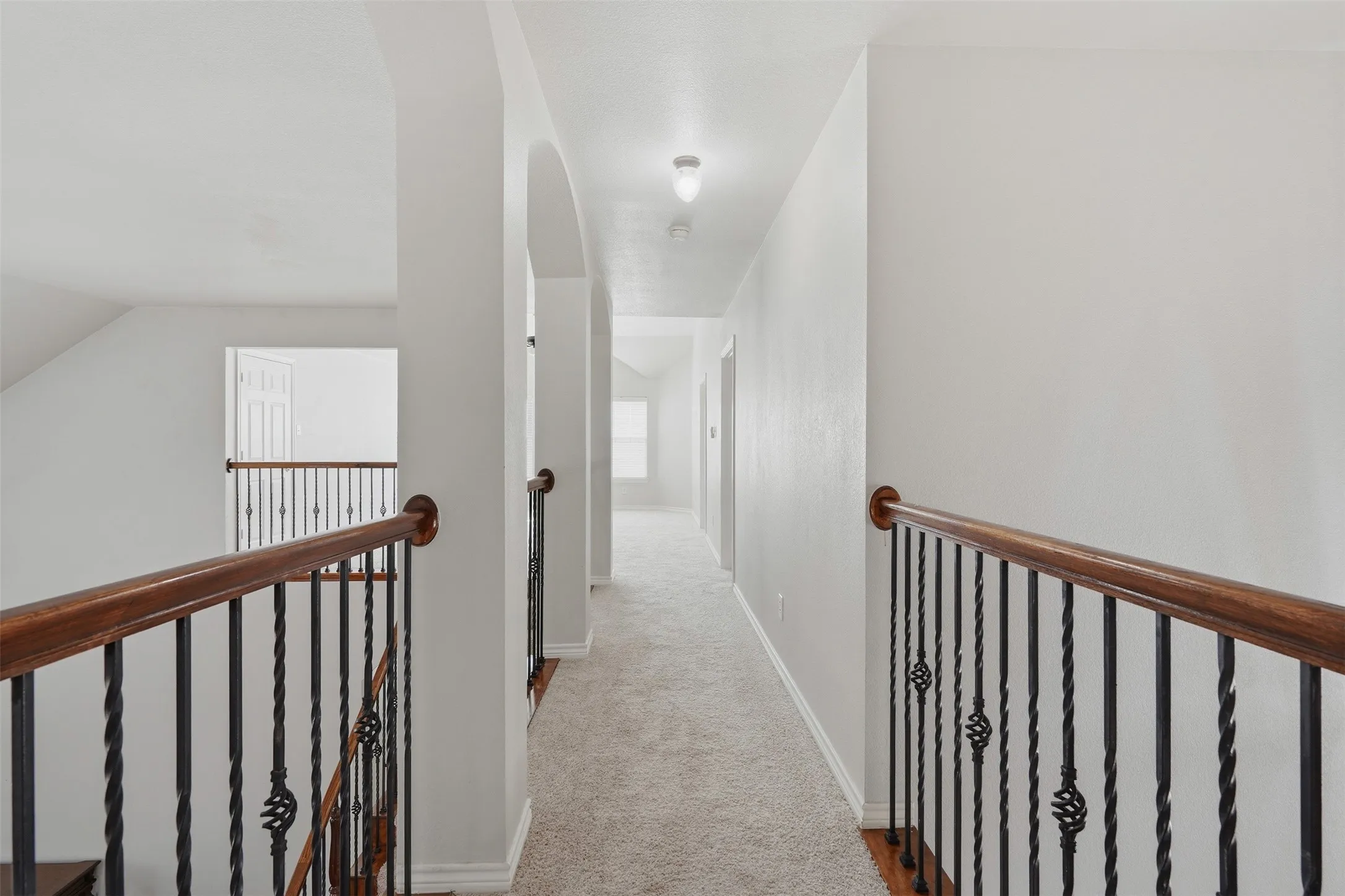 Single Family Residence For Sale in Tarrant County , 424 High Desert Drive, Fort Worth, Texas 76131, 5 Bedroom, 4 Bathroom, 3 Garage spaces, 3,542 Sqft, built in 2007, mls#21353324, Real Estate Agent in Fort Worth, Homes For Sale in Tarrant county, Homes For Sale in Fort Worth, Realtor in Fort Worth Texas, Real Estate Brokerage Independent Realty Texas, Luminita Cordes Realtor