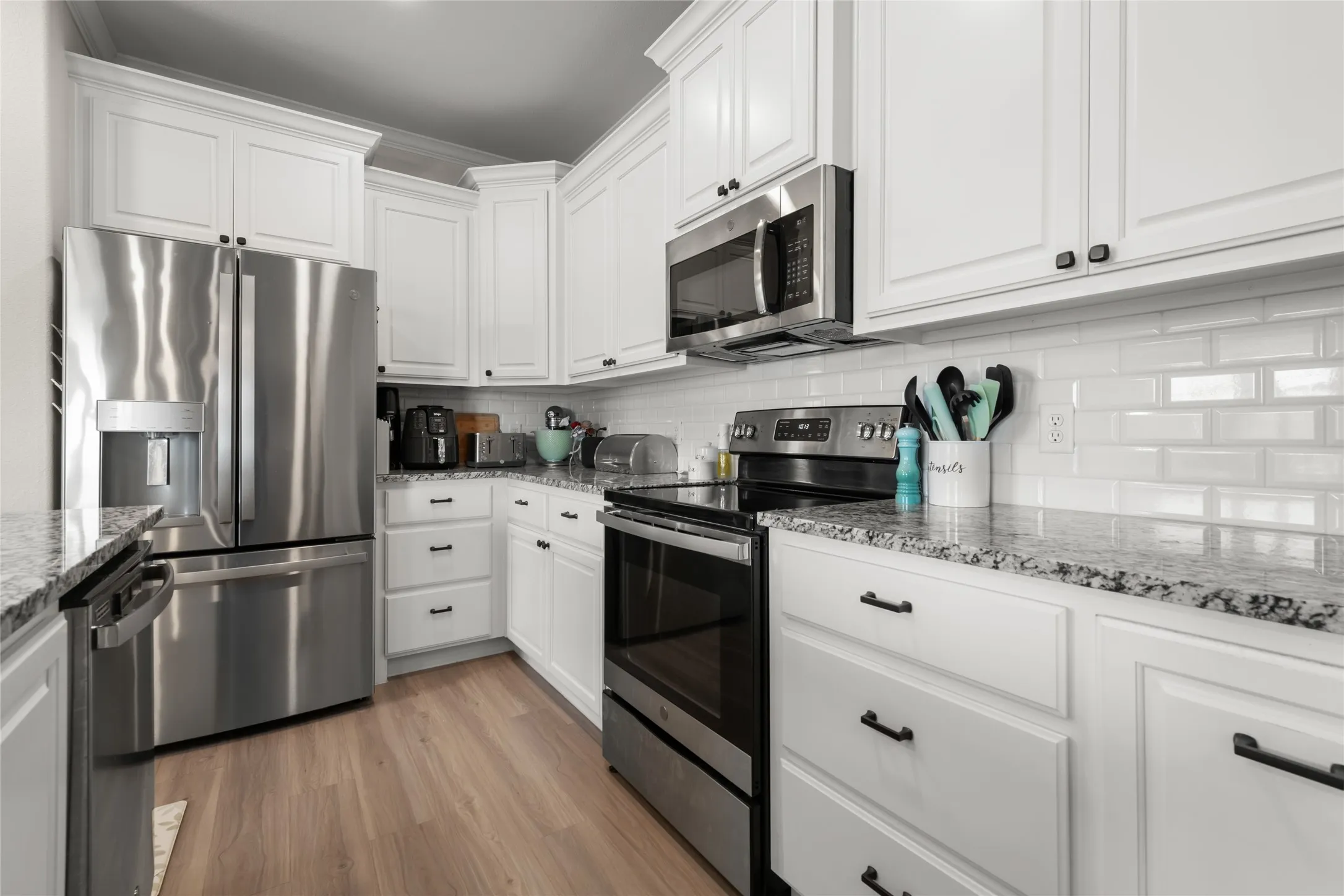 Single Family Residence For Sale in Taylor County , 343 Sweet Pea Path, Abilene, Texas 79602, 3 Bedroom, 2 Bathroom, 2 Garage spaces, 1,595 Sqft, built in 2020, mls#21349293, Real Estate Agent in Abilene, Homes For Sale in Taylor county, Homes For Sale in Abilene, Realtor in Abilene Texas, Real Estate Brokerage Independent Realty Texas, Luminita Cordes Realtor
