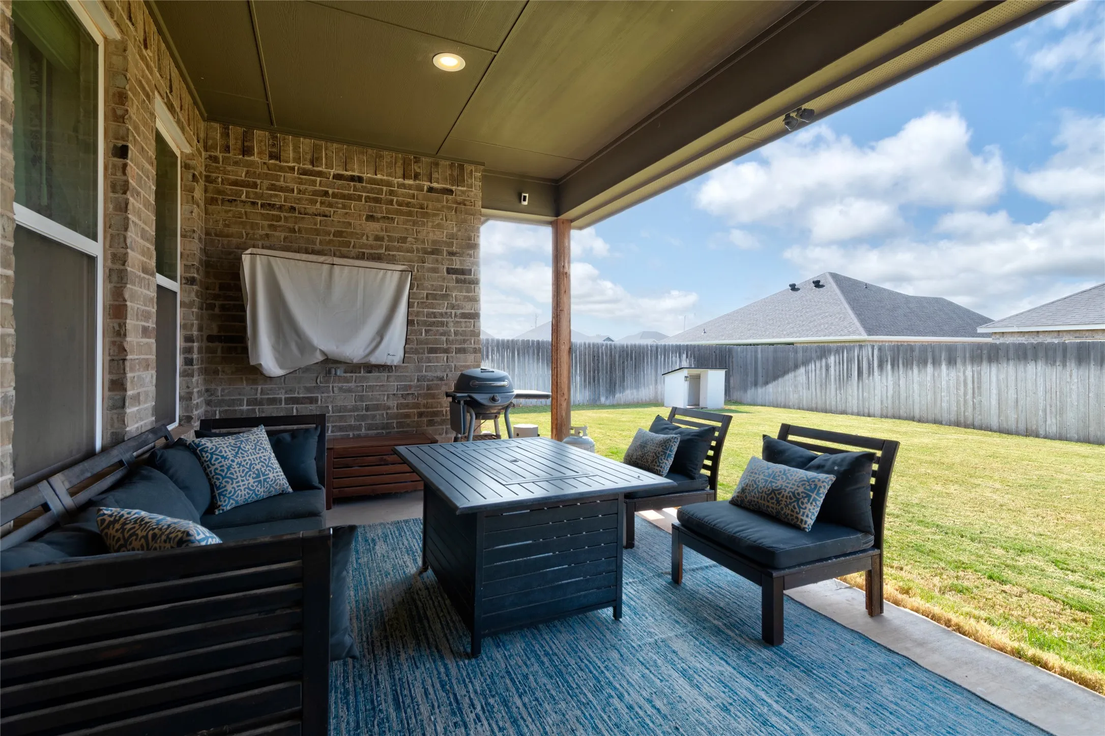 Single Family Residence For Sale in Taylor County , 343 Sweet Pea Path, Abilene, Texas 79602, 3 Bedroom, 2 Bathroom, 2 Garage spaces, 1,595 Sqft, built in 2020, mls#21349293, Real Estate Agent in Abilene, Homes For Sale in Taylor county, Homes For Sale in Abilene, Realtor in Abilene Texas, Real Estate Brokerage Independent Realty Texas, Luminita Cordes Realtor