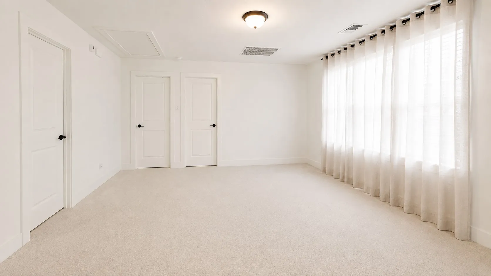 Single Family Residence For Rent in Collin County , 3400 Cross Shore Drive, Anna, Texas 75409, 5 Bedrooms, 4 Bathrooms, 2 Garage spaces, 2,840 Sqft, built in 2024, Price $2,995, mls#21353340, Real Estate Agent in Anna, Homes For Rent in Collin county, Homes For Rent in Anna, Realtor in Anna Texas, Real Estate Brokerage Independent Realty Texas, Luminita Cordes Realtor