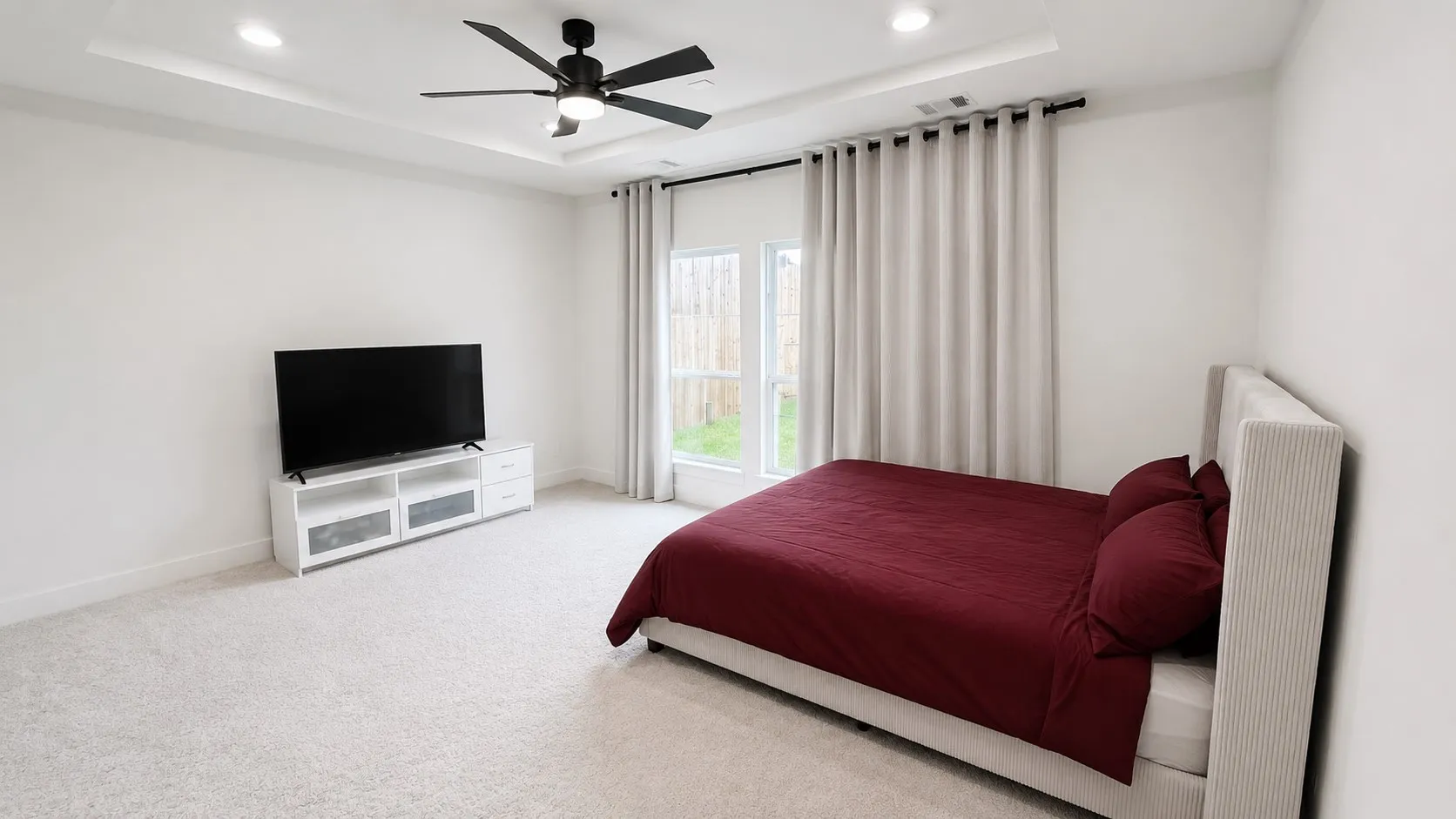 Single Family Residence For Rent in Collin County , 3400 Cross Shore Drive, Anna, Texas 75409, 5 Bedrooms, 4 Bathrooms, 2 Garage spaces, 2,840 Sqft, built in 2024, Price $2,995, mls#21353340, Real Estate Agent in Anna, Homes For Rent in Collin county, Homes For Rent in Anna, Realtor in Anna Texas, Real Estate Brokerage Independent Realty Texas, Luminita Cordes Realtor