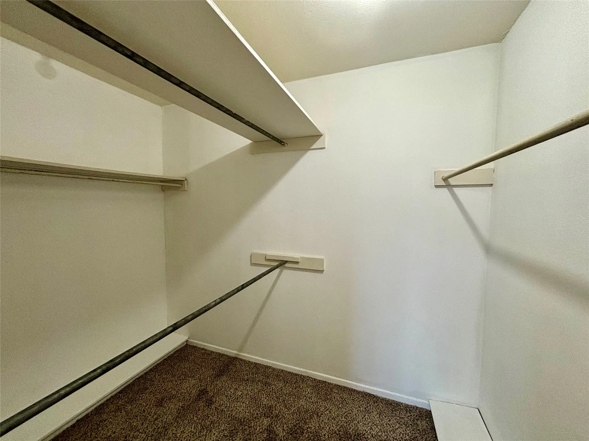 Duplex For Rent in Tarrant County , 800 Irwin Drive A, Hurst, Texas 76053, 2 Bedroom, 1 Bathroom, Garage spaces, 1,069 Sqft, built in 1969, mls#21353339, Real Estate Agent in Hurst, Homes For Rent in Tarrant county, Homes For Rent in Hurst, Realtor in Hurst Texas, Real Estate Brokerage Independent Realty Texas, Luminita Cordes Realtor