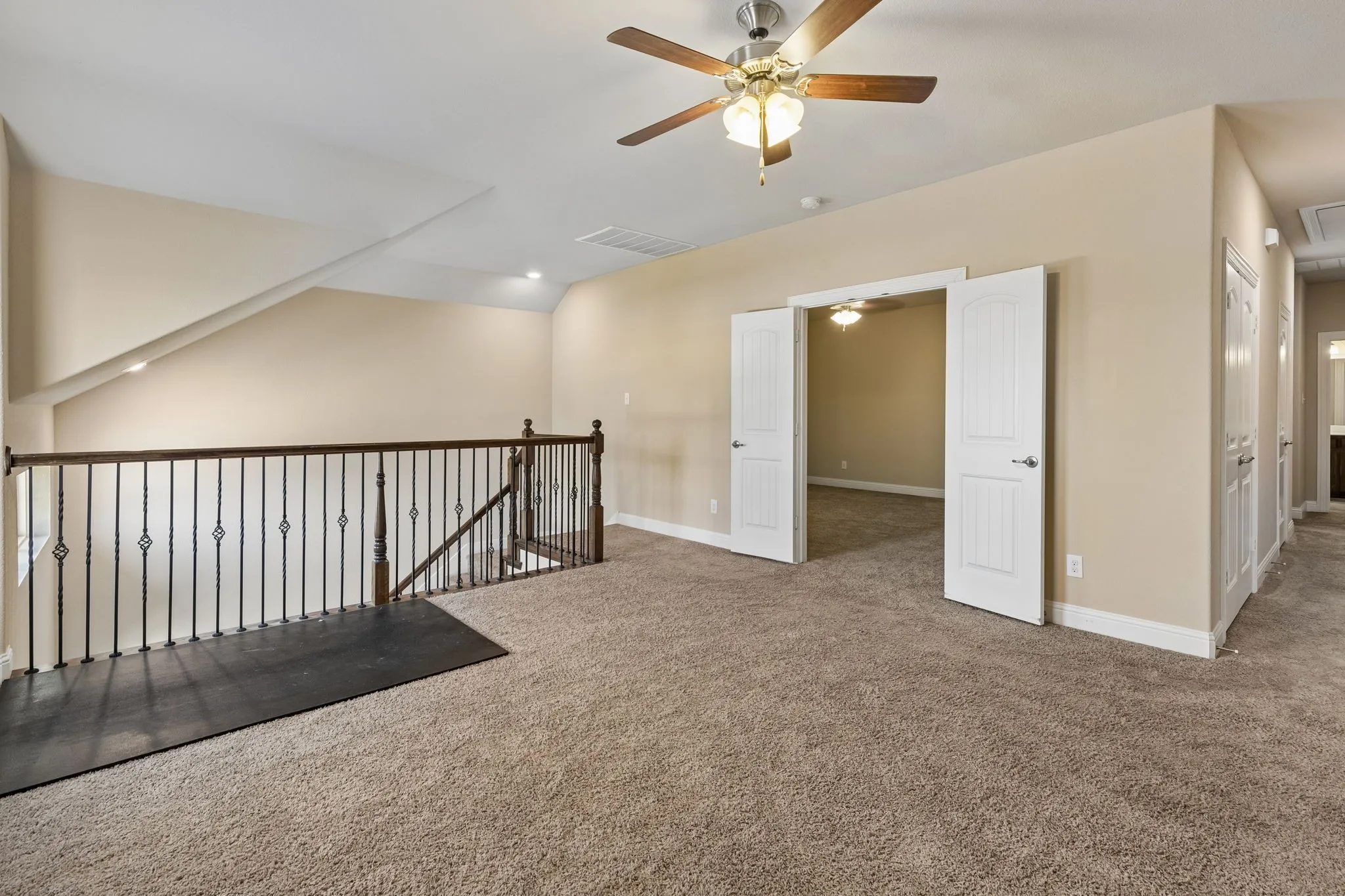 Single Family Residence For Rent in Rockwall County , 537 Hunt Farms Road, Fate, Texas 75189, 5 Bedroom, 4 Bathroom, 2 Garage spaces, 3,413 Sqft, built in 2017, mls#21352155, Real Estate Agent in Fate, Homes For Rent in Rockwall county, Homes For Rent in Fate, Realtor in Fate Texas, Real Estate Brokerage Independent Realty Texas, Luminita Cordes Realtor
