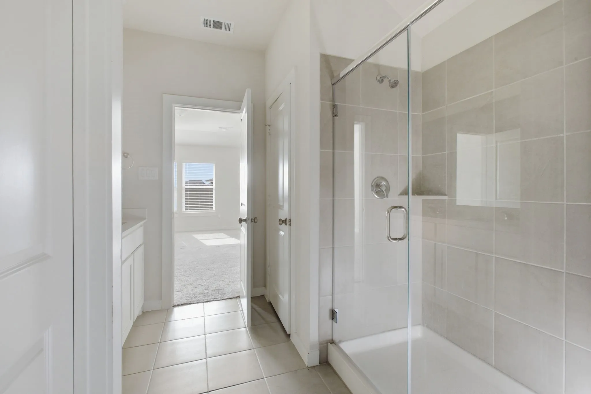 Spacious Ensuite