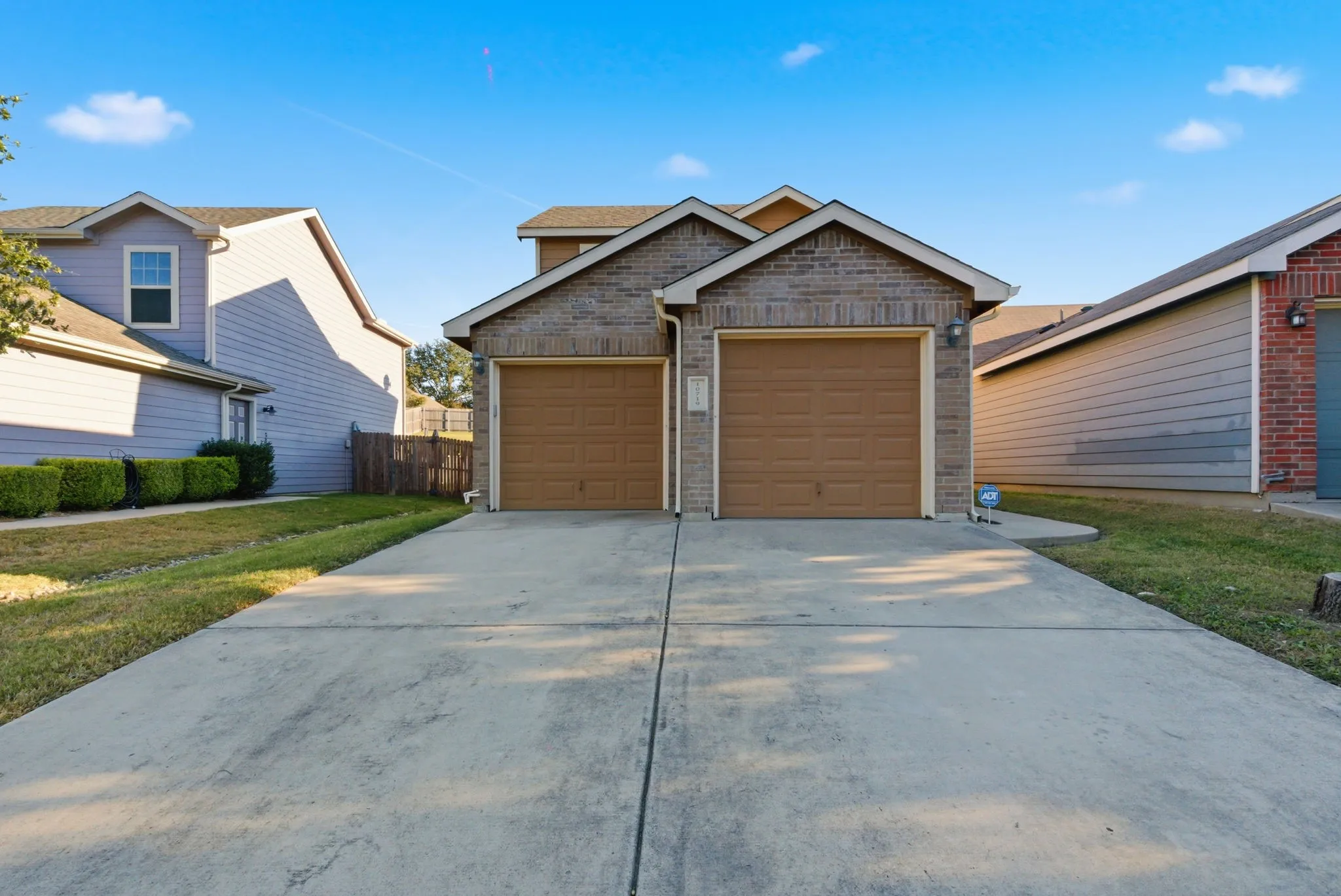 Single Family Residence For Sale in Tarrant County , 10719 Deauville Drive, Fort Worth, Texas 76108, 3 Bedroom, 3 Bathroom, 2 Garage spaces, 1,312 Sqft, built in 2011, mls#21342609, Real Estate Agent in Fort Worth, Homes For Sale in Tarrant county, Homes For Sale in Fort Worth, Realtor in Fort Worth Texas, Real Estate Brokerage Independent Realty Texas, Luminita Cordes Realtor