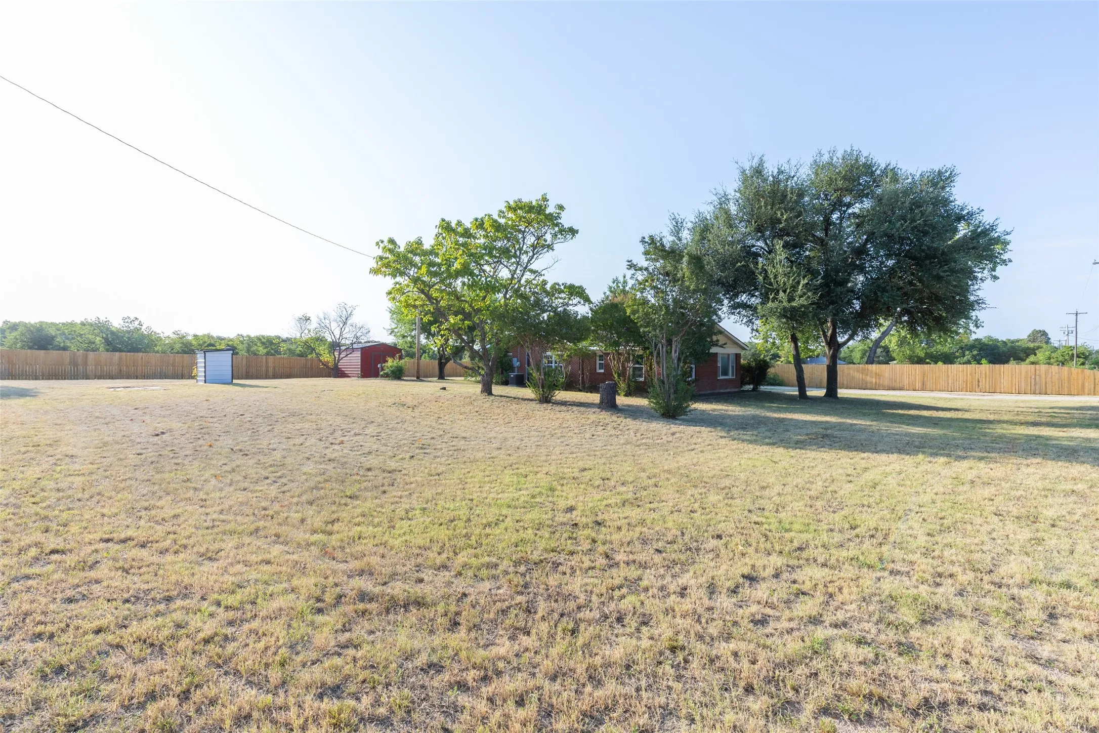 Single Family Residence For Sale in Callahan County , 821 Cherry Lane, Clyde, Texas 79510, 3 Bedroom, 2 Bathroom, Garage spaces, 1,620 Sqft, built in 1950, mls#21352812, Real Estate Agent in Clyde, Homes For Sale in Callahan county, Homes For Sale in Clyde, Realtor in Clyde Texas, Real Estate Brokerage Independent Realty Texas, Luminita Cordes Realtor