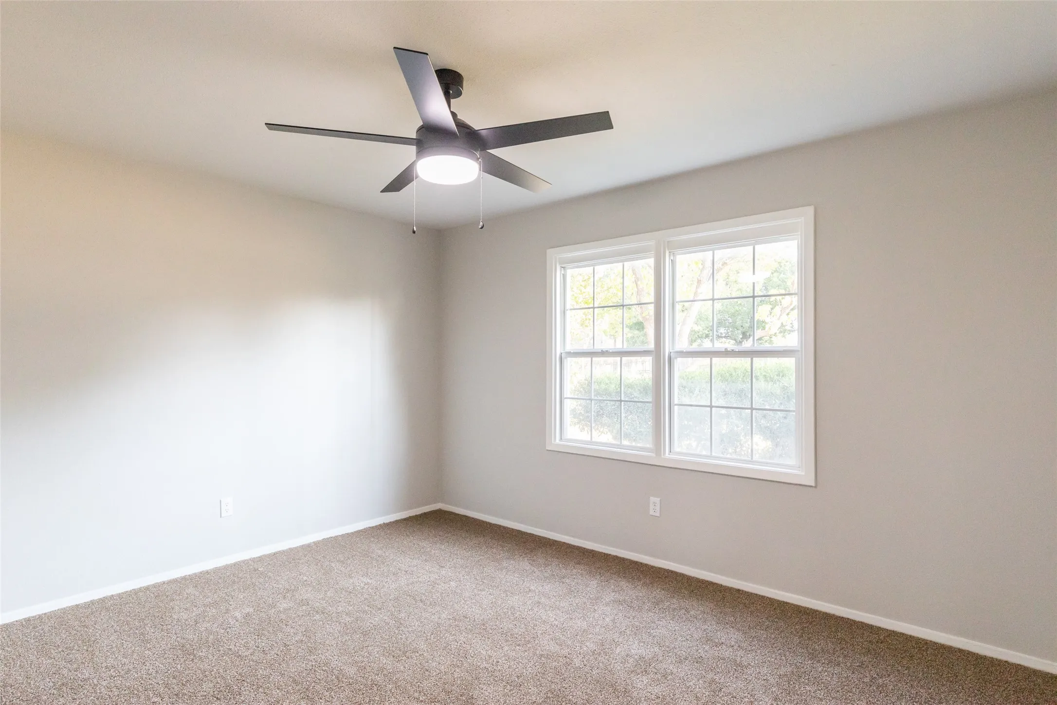 Single Family Residence For Sale in Callahan County , 821 Cherry Lane, Clyde, Texas 79510, 3 Bedroom, 2 Bathroom, Garage spaces, 1,620 Sqft, built in 1950, mls#21352812, Real Estate Agent in Clyde, Homes For Sale in Callahan county, Homes For Sale in Clyde, Realtor in Clyde Texas, Real Estate Brokerage Independent Realty Texas, Luminita Cordes Realtor