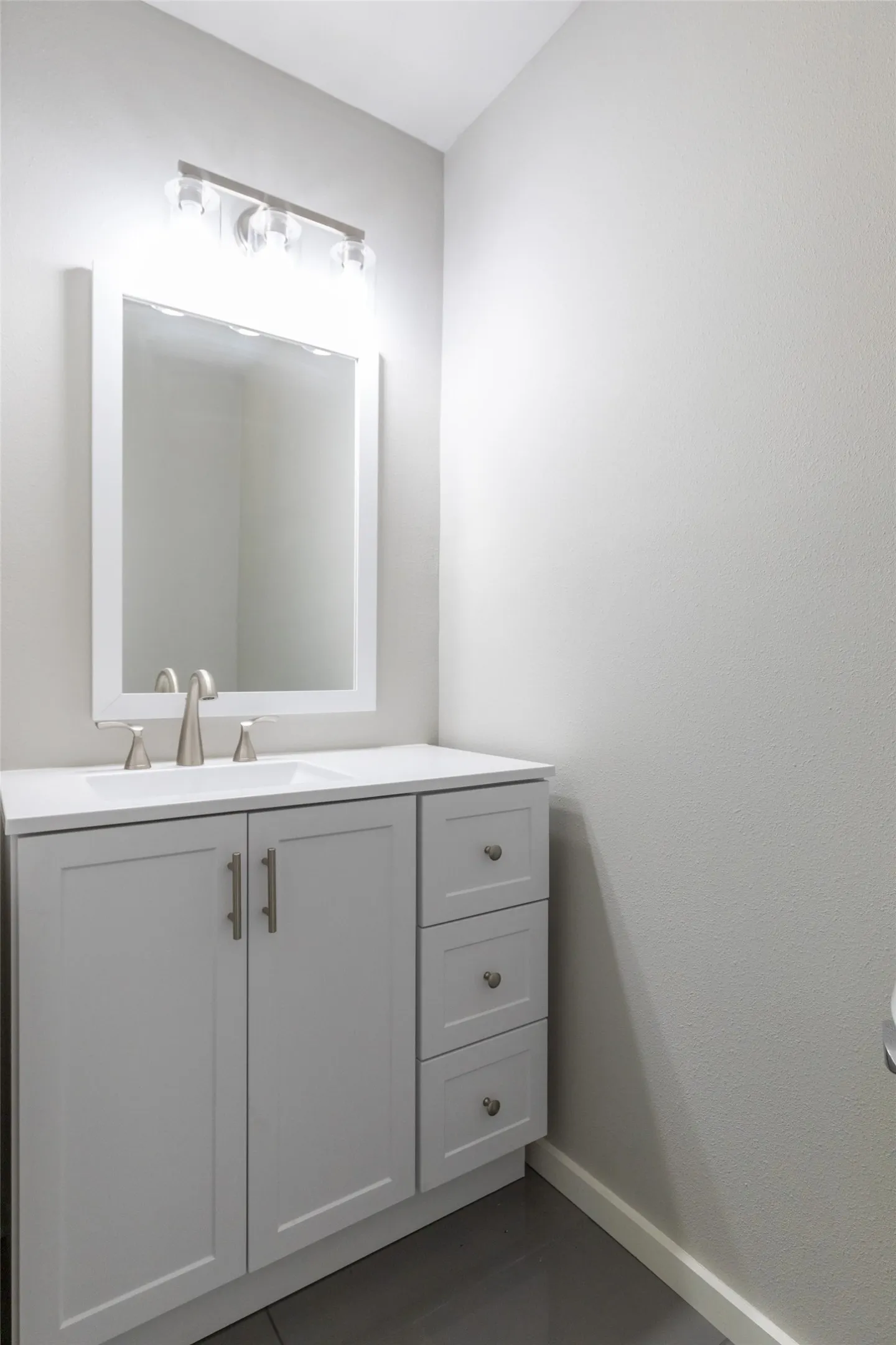 Single Family Residence For Sale in Callahan County , 821 Cherry Lane, Clyde, Texas 79510, 3 Bedroom, 2 Bathroom, Garage spaces, 1,620 Sqft, built in 1950, mls#21352812, Real Estate Agent in Clyde, Homes For Sale in Callahan county, Homes For Sale in Clyde, Realtor in Clyde Texas, Real Estate Brokerage Independent Realty Texas, Luminita Cordes Realtor