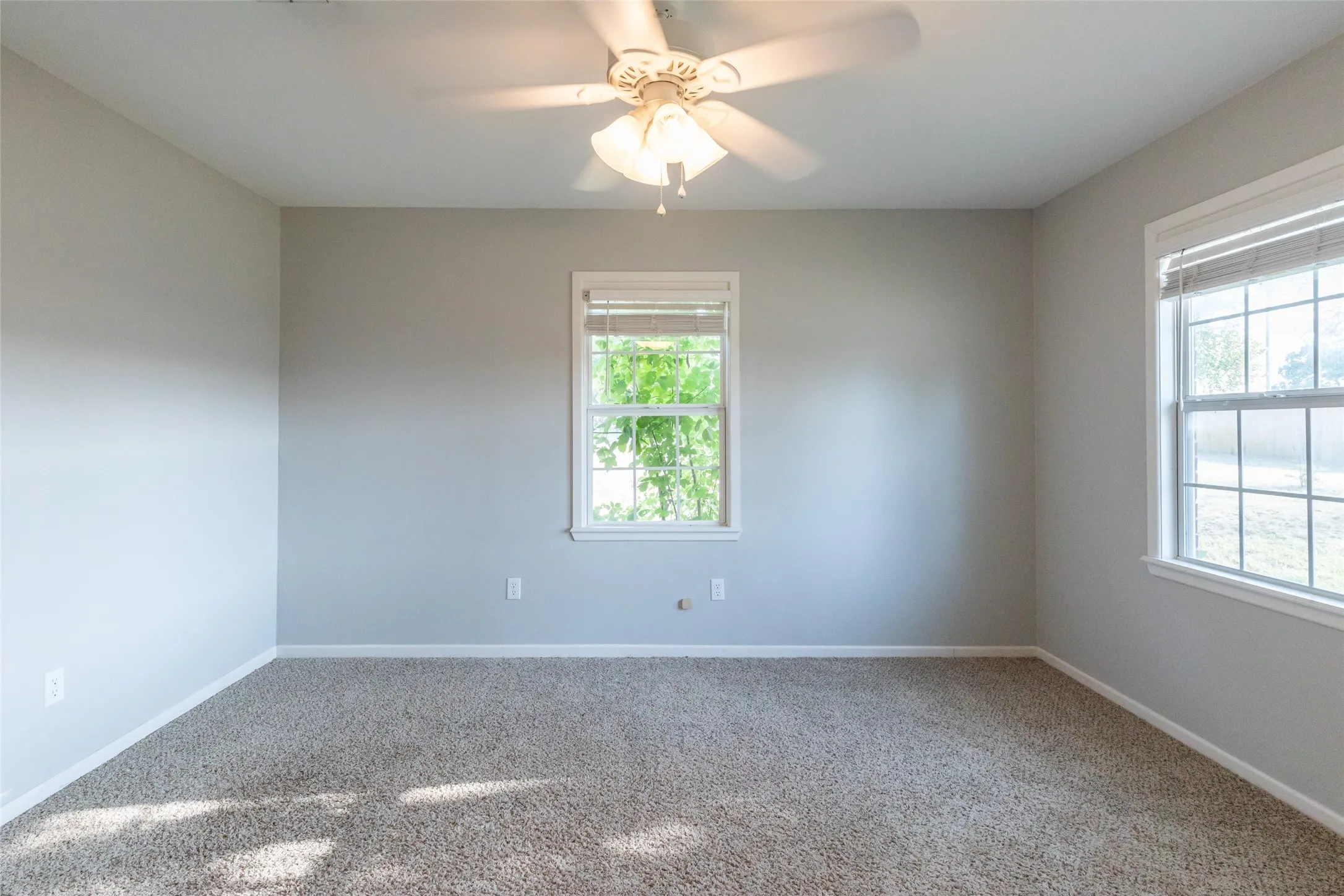 Single Family Residence For Sale in Callahan County , 821 Cherry Lane, Clyde, Texas 79510, 3 Bedroom, 2 Bathroom, Garage spaces, 1,620 Sqft, built in 1950, mls#21352812, Real Estate Agent in Clyde, Homes For Sale in Callahan county, Homes For Sale in Clyde, Realtor in Clyde Texas, Real Estate Brokerage Independent Realty Texas, Luminita Cordes Realtor