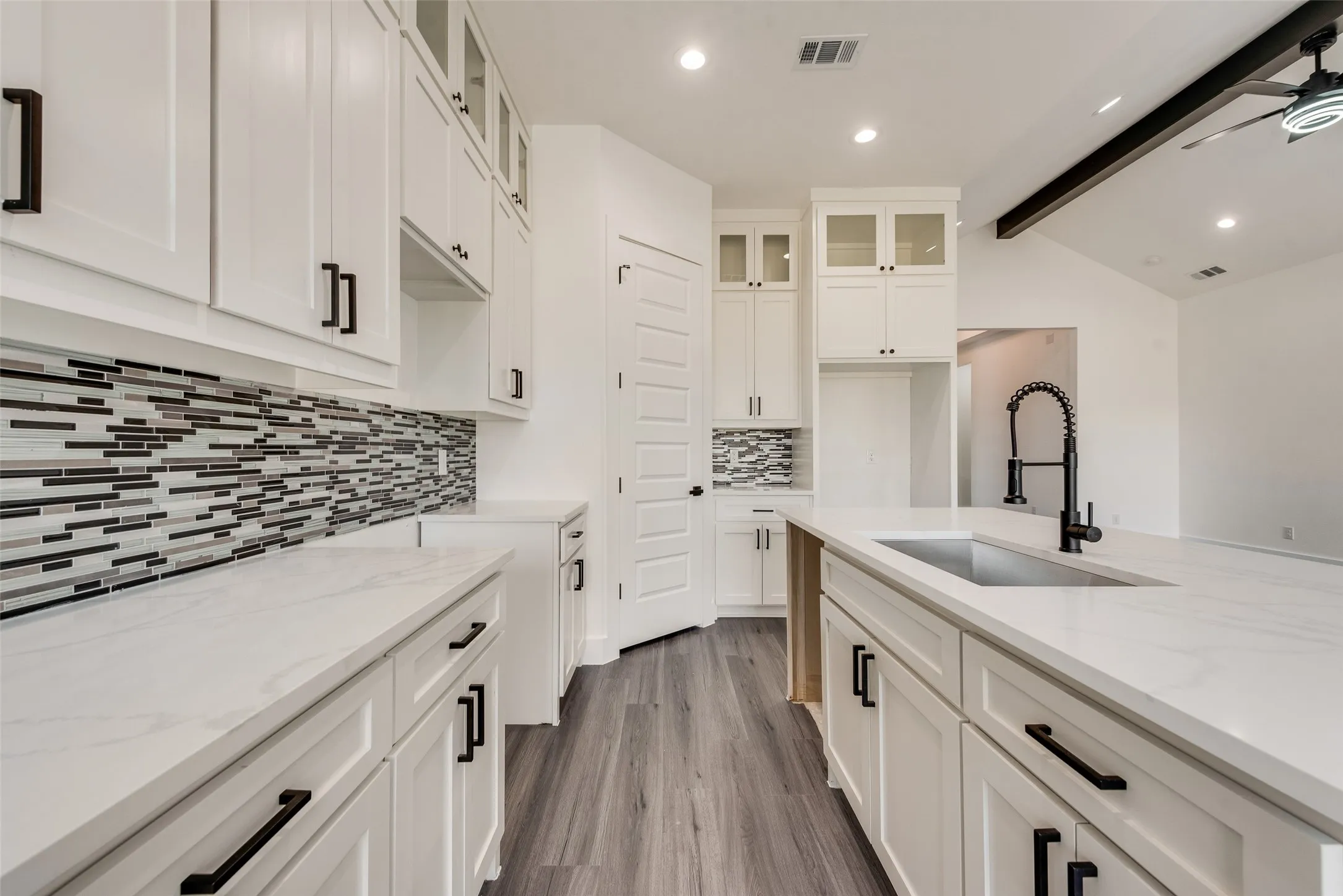 Single Family Residence For Sale in Dallas County , 3811 Aransas Street, Dallas, Texas 75212, 4 Bedroom, 2 Bathroom, 2 Garage spaces, 1,745 Sqft, built in 2026, mls#21353347, Real Estate Agent in Dallas, Homes For Sale in Dallas county, Homes For Sale in Dallas, Realtor in Dallas Texas, Real Estate Brokerage Independent Realty Texas, Luminita Cordes Realtor