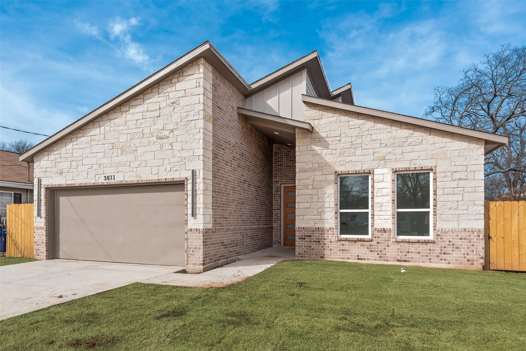 Single Family Residence For Sale in Dallas County , 3811 Aransas Street, Dallas, Texas 75212, 4 Bedroom, 2 Bathroom, 2 Garage spaces, 1,745 Sqft, built in 2026, mls#21353347, Real Estate Agent in Dallas, Homes For Sale in Dallas county, Homes For Sale in Dallas, Realtor in Dallas Texas, Real Estate Brokerage Independent Realty Texas, Luminita Cordes Realtor