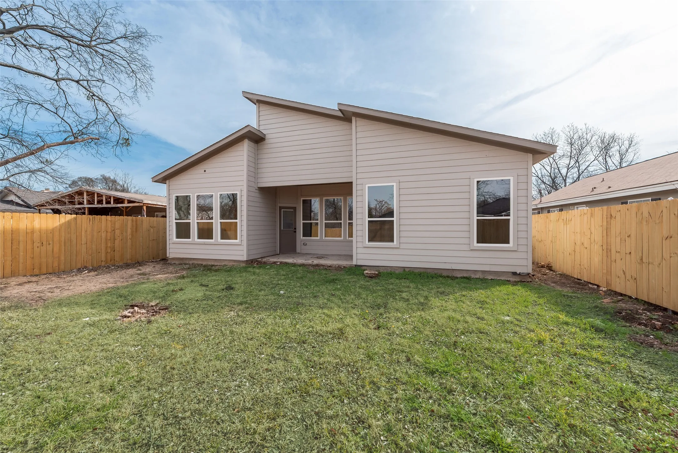 Single Family Residence For Sale in Dallas County , 3811 Aransas Street, Dallas, Texas 75212, 4 Bedroom, 2 Bathroom, 2 Garage spaces, 1,745 Sqft, built in 2026, mls#21353347, Real Estate Agent in Dallas, Homes For Sale in Dallas county, Homes For Sale in Dallas, Realtor in Dallas Texas, Real Estate Brokerage Independent Realty Texas, Luminita Cordes Realtor