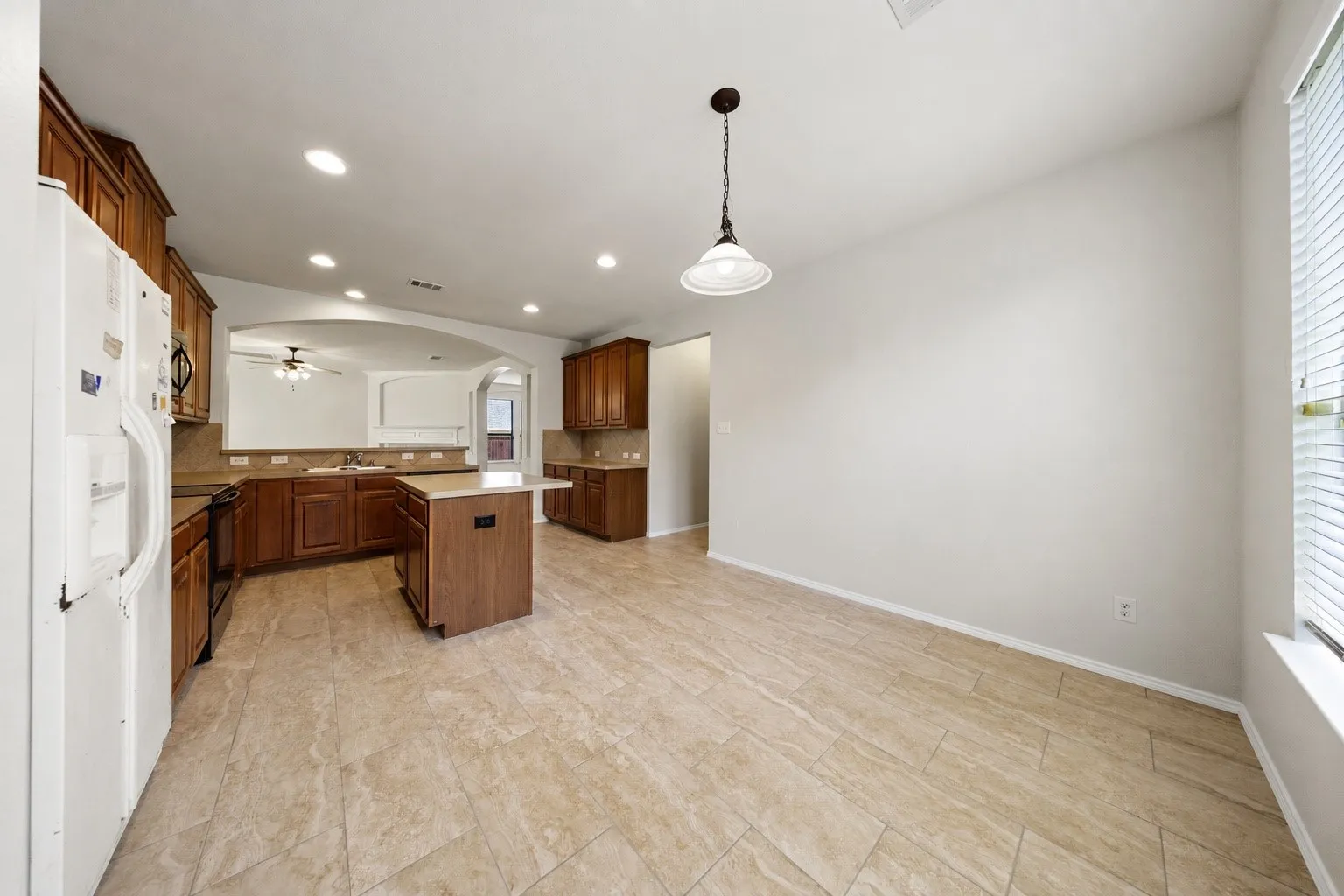 Single Family Residence For Sale in Collin County , 5117 Blackwood Drive, Mc Kinney, Texas 75071, 5 Bedroom, 4 Bathroom, 3 Garage spaces, 3,376 Sqft, built in 2006, mls#21338799, Real Estate Agent in Mc Kinney, Homes For Sale in Collin county, Homes For Sale in Mc Kinney, Realtor in Mc Kinney Texas, Real Estate Brokerage Independent Realty Texas, Luminita Cordes Realtor