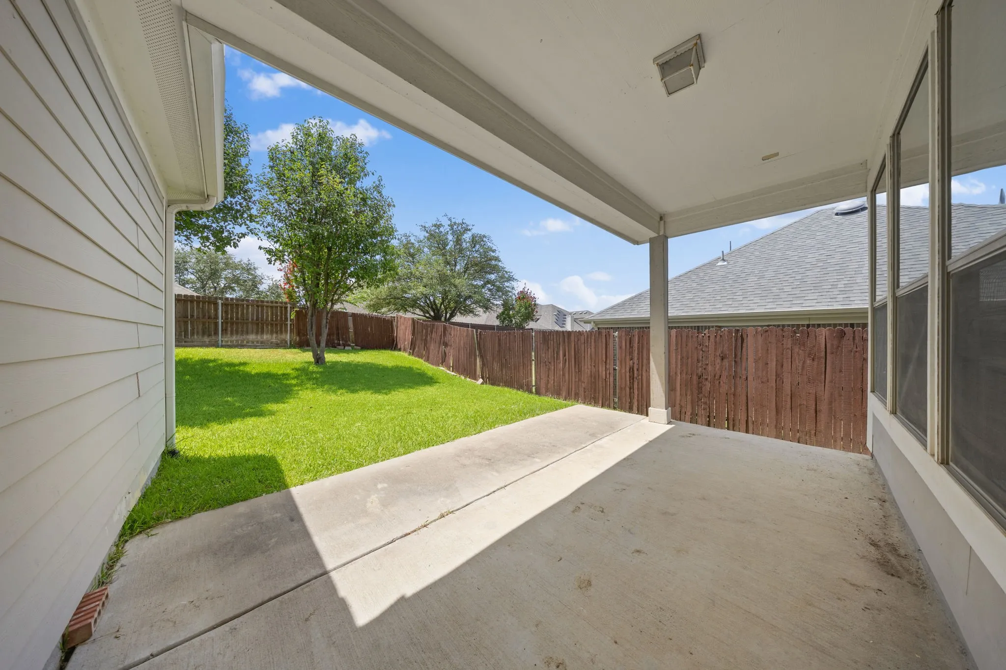 Single Family Residence For Sale in Collin County , 5117 Blackwood Drive, Mc Kinney, Texas 75071, 5 Bedroom, 4 Bathroom, 3 Garage spaces, 3,376 Sqft, built in 2006, mls#21338799, Real Estate Agent in Mc Kinney, Homes For Sale in Collin county, Homes For Sale in Mc Kinney, Realtor in Mc Kinney Texas, Real Estate Brokerage Independent Realty Texas, Luminita Cordes Realtor