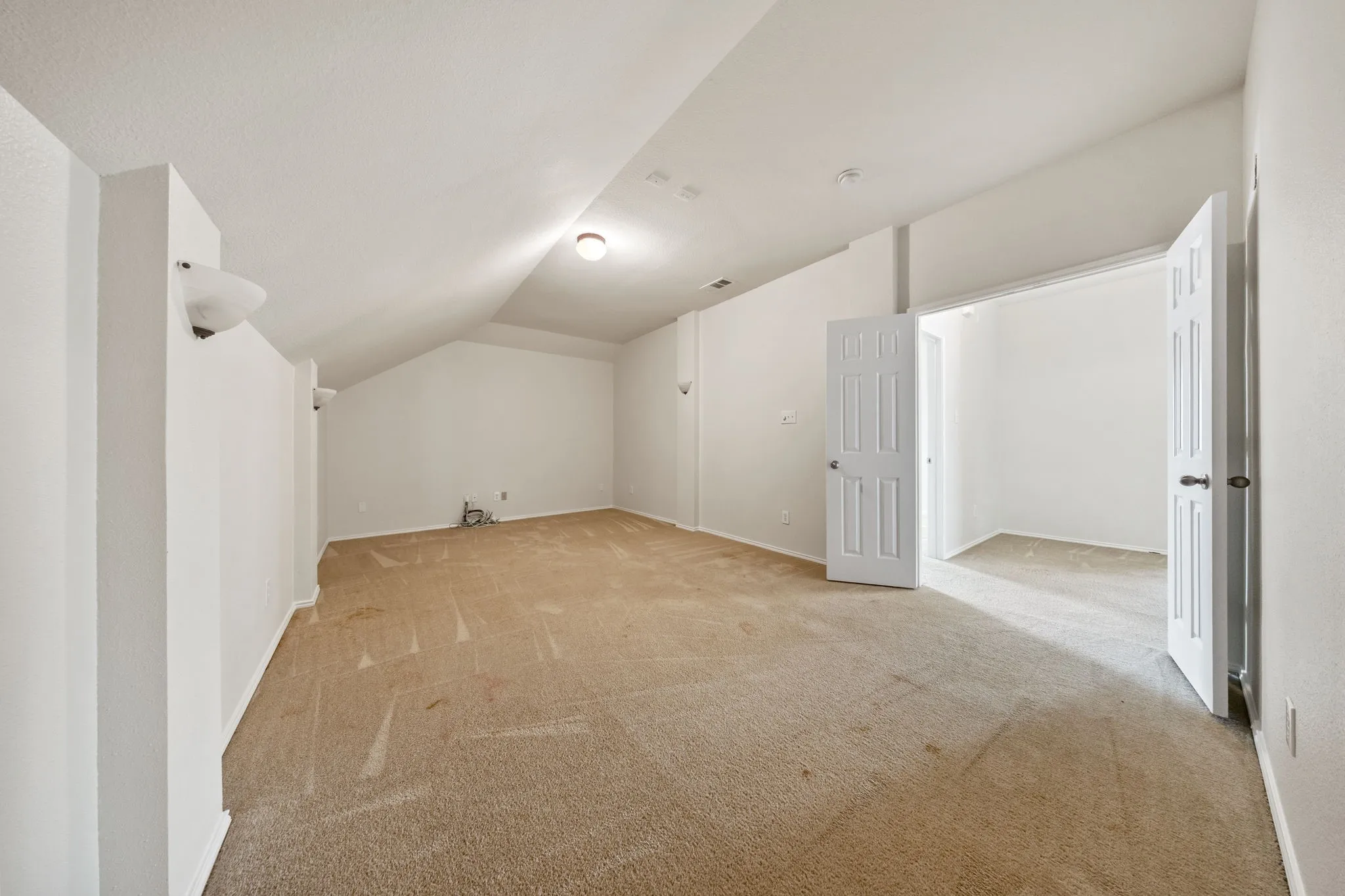 Single Family Residence For Sale in Collin County , 5117 Blackwood Drive, Mc Kinney, Texas 75071, 5 Bedroom, 4 Bathroom, 3 Garage spaces, 3,376 Sqft, built in 2006, mls#21338799, Real Estate Agent in Mc Kinney, Homes For Sale in Collin county, Homes For Sale in Mc Kinney, Realtor in Mc Kinney Texas, Real Estate Brokerage Independent Realty Texas, Luminita Cordes Realtor