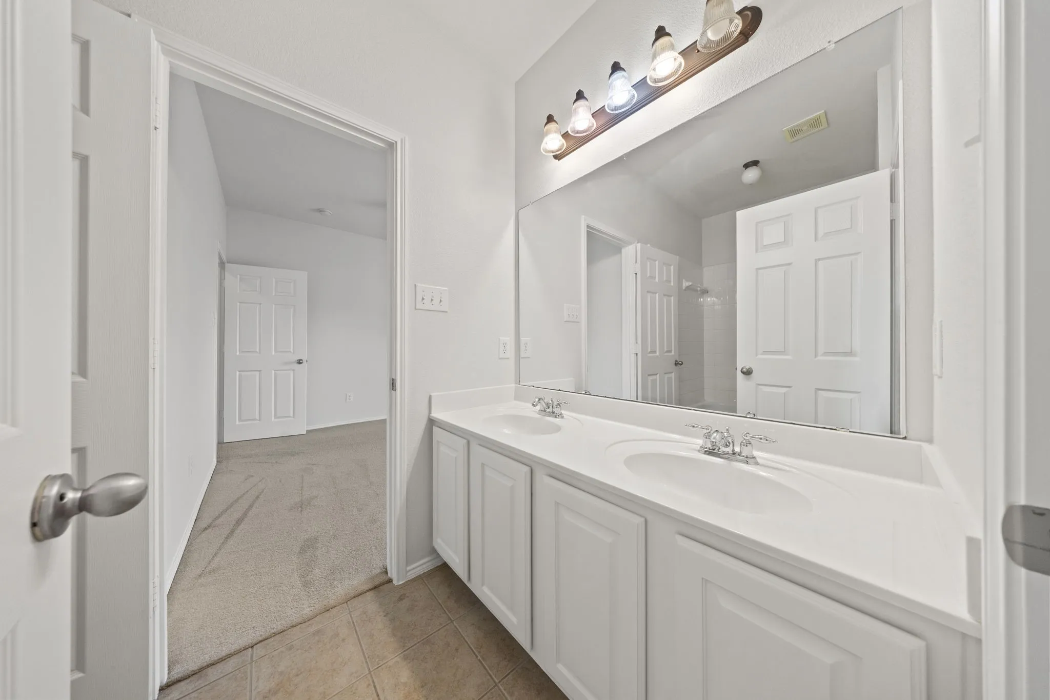 Single Family Residence For Sale in Collin County , 5117 Blackwood Drive, Mc Kinney, Texas 75071, 5 Bedroom, 4 Bathroom, 3 Garage spaces, 3,376 Sqft, built in 2006, mls#21338799, Real Estate Agent in Mc Kinney, Homes For Sale in Collin county, Homes For Sale in Mc Kinney, Realtor in Mc Kinney Texas, Real Estate Brokerage Independent Realty Texas, Luminita Cordes Realtor