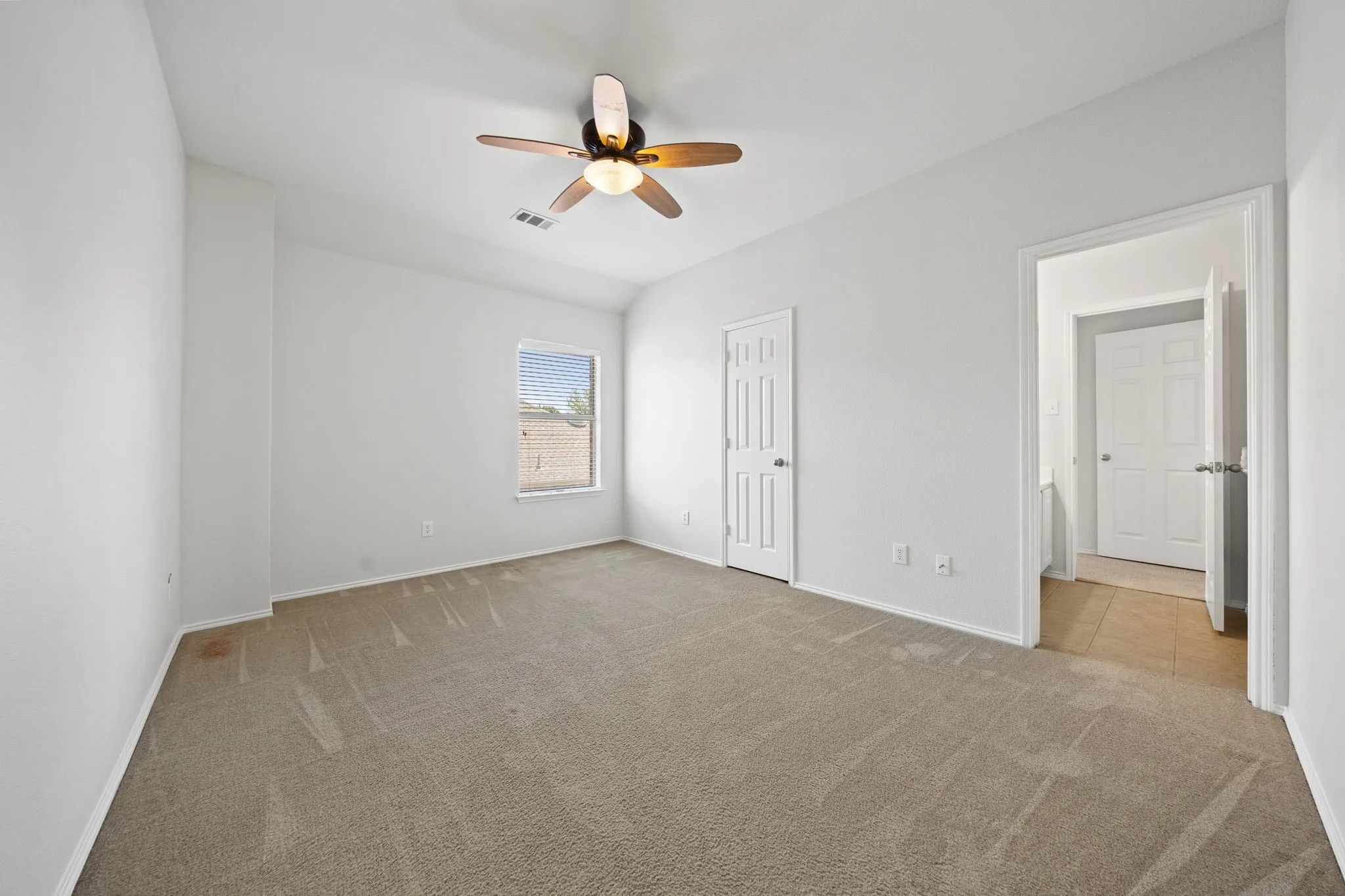Single Family Residence For Sale in Collin County , 5117 Blackwood Drive, Mc Kinney, Texas 75071, 5 Bedroom, 4 Bathroom, 3 Garage spaces, 3,376 Sqft, built in 2006, mls#21338799, Real Estate Agent in Mc Kinney, Homes For Sale in Collin county, Homes For Sale in Mc Kinney, Realtor in Mc Kinney Texas, Real Estate Brokerage Independent Realty Texas, Luminita Cordes Realtor