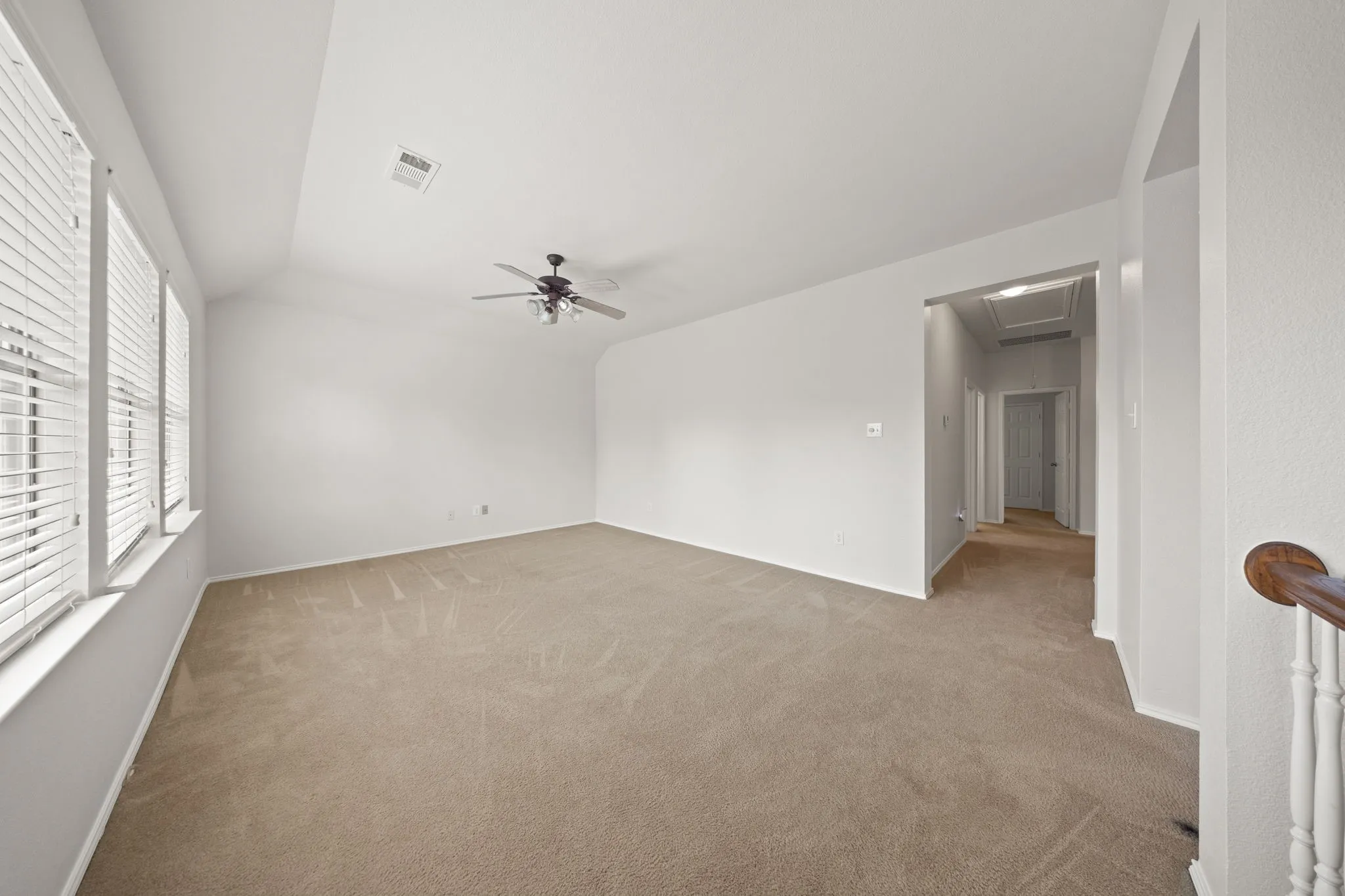 Single Family Residence For Sale in Collin County , 5117 Blackwood Drive, Mc Kinney, Texas 75071, 5 Bedroom, 4 Bathroom, 3 Garage spaces, 3,376 Sqft, built in 2006, mls#21338799, Real Estate Agent in Mc Kinney, Homes For Sale in Collin county, Homes For Sale in Mc Kinney, Realtor in Mc Kinney Texas, Real Estate Brokerage Independent Realty Texas, Luminita Cordes Realtor