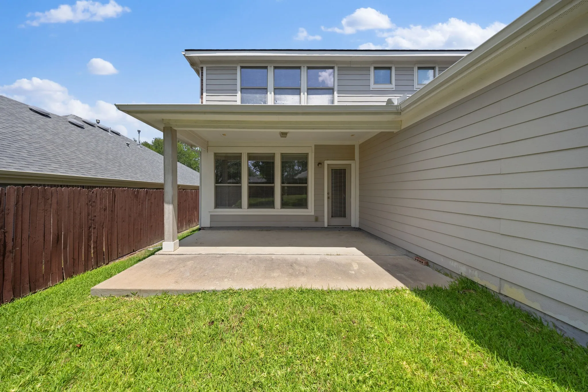 Single Family Residence For Sale in Collin County , 5117 Blackwood Drive, Mc Kinney, Texas 75071, 5 Bedroom, 4 Bathroom, 3 Garage spaces, 3,376 Sqft, built in 2006, mls#21338799, Real Estate Agent in Mc Kinney, Homes For Sale in Collin county, Homes For Sale in Mc Kinney, Realtor in Mc Kinney Texas, Real Estate Brokerage Independent Realty Texas, Luminita Cordes Realtor
