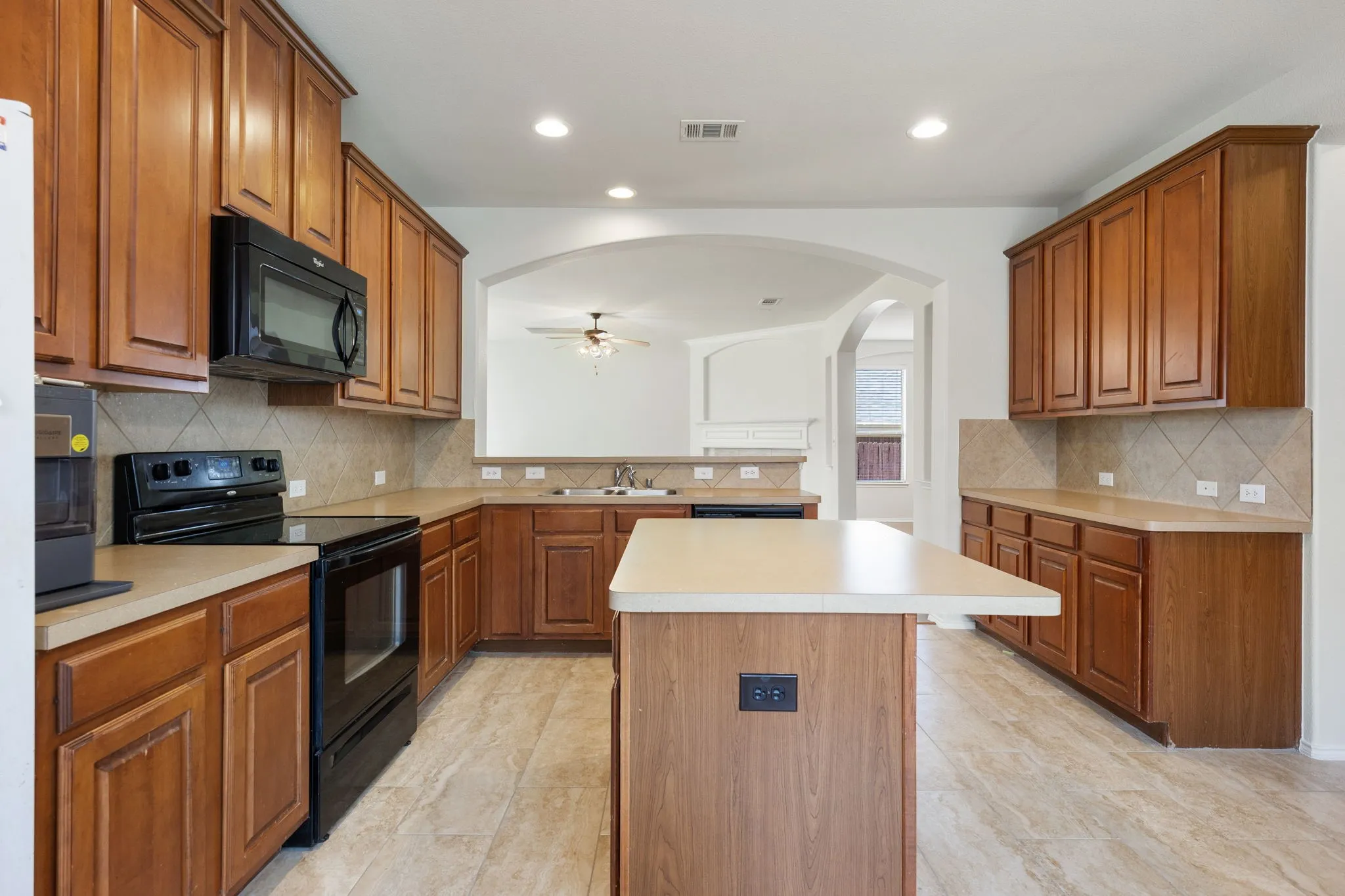 Single Family Residence For Sale in Collin County , 5117 Blackwood Drive, Mc Kinney, Texas 75071, 5 Bedroom, 4 Bathroom, 3 Garage spaces, 3,376 Sqft, built in 2006, mls#21338799, Real Estate Agent in Mc Kinney, Homes For Sale in Collin county, Homes For Sale in Mc Kinney, Realtor in Mc Kinney Texas, Real Estate Brokerage Independent Realty Texas, Luminita Cordes Realtor