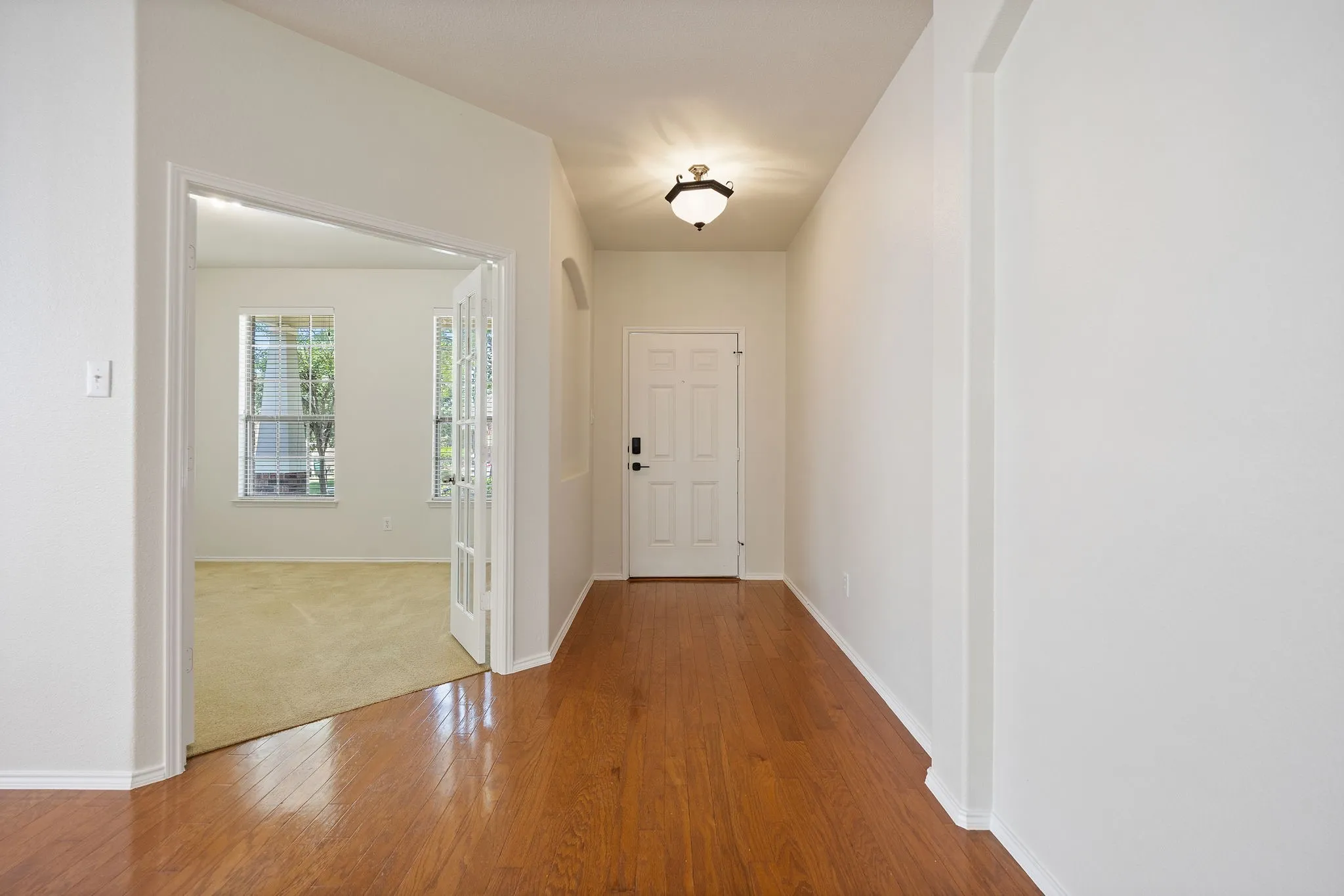 Single Family Residence For Sale in Collin County , 5117 Blackwood Drive, Mc Kinney, Texas 75071, 5 Bedroom, 4 Bathroom, 3 Garage spaces, 3,376 Sqft, built in 2006, mls#21338799, Real Estate Agent in Mc Kinney, Homes For Sale in Collin county, Homes For Sale in Mc Kinney, Realtor in Mc Kinney Texas, Real Estate Brokerage Independent Realty Texas, Luminita Cordes Realtor