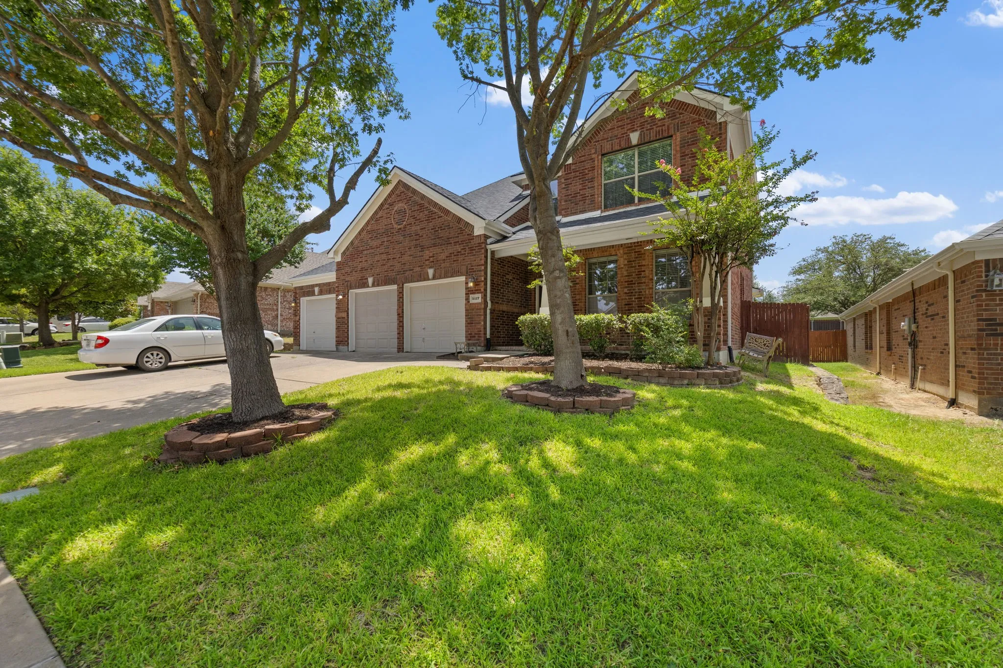 Single Family Residence For Sale in Collin County , 5117 Blackwood Drive, Mc Kinney, Texas 75071, 5 Bedroom, 4 Bathroom, 3 Garage spaces, 3,376 Sqft, built in 2006, mls#21338799, Real Estate Agent in Mc Kinney, Homes For Sale in Collin county, Homes For Sale in Mc Kinney, Realtor in Mc Kinney Texas, Real Estate Brokerage Independent Realty Texas, Luminita Cordes Realtor
