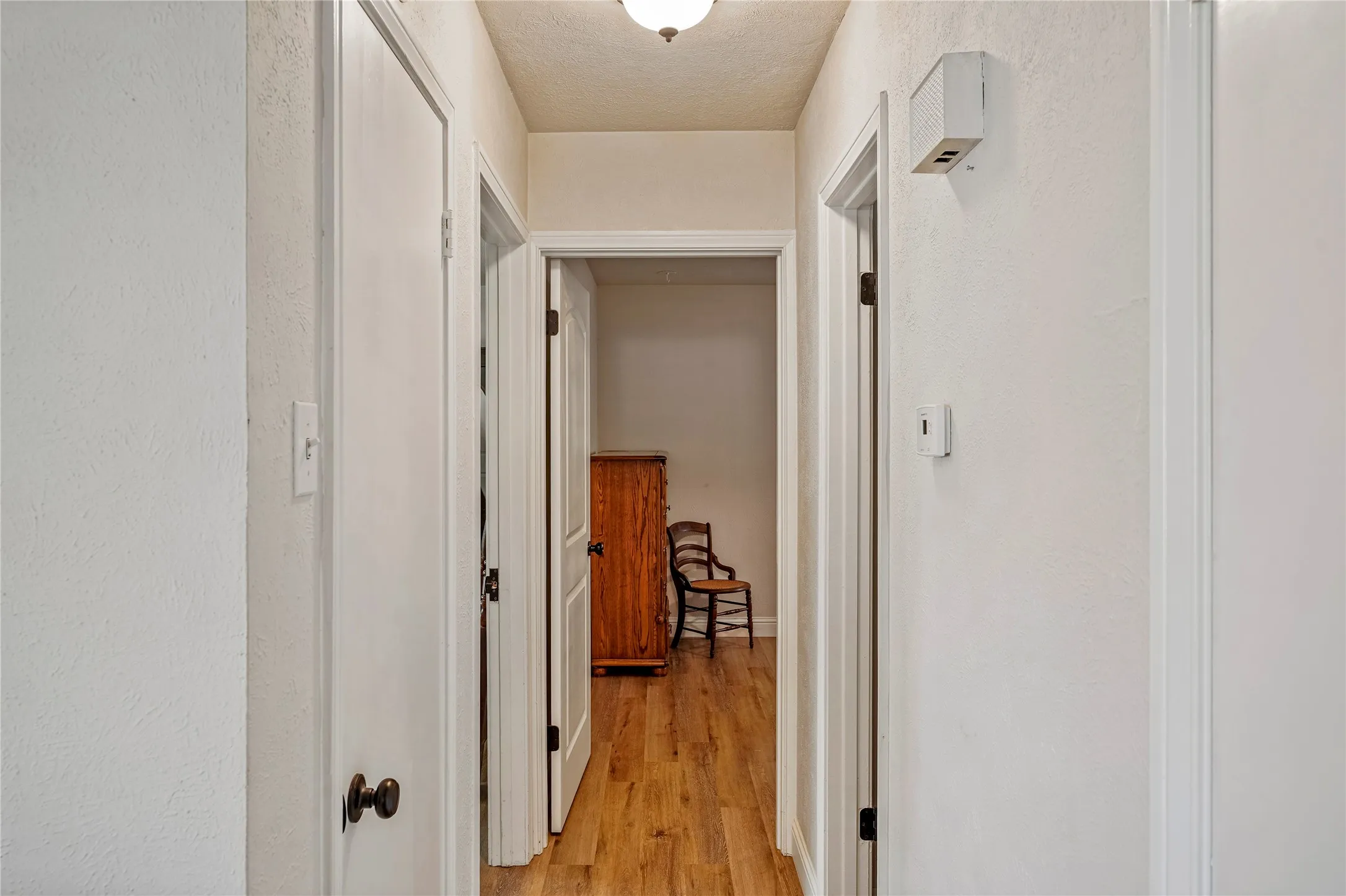 Single Family Residence For Sale in Rockwall County , 902 Williams Street, Rockwall, Texas 75087, 3 Bedroom, 2 Bathroom, Garage spaces, 1,516 Sqft, built in 1985, mls#21352006, Real Estate Agent in Rockwall, Homes For Sale in Rockwall county, Homes For Sale in Rockwall, Realtor in Rockwall Texas, Real Estate Brokerage Independent Realty Texas, Luminita Cordes Realtor