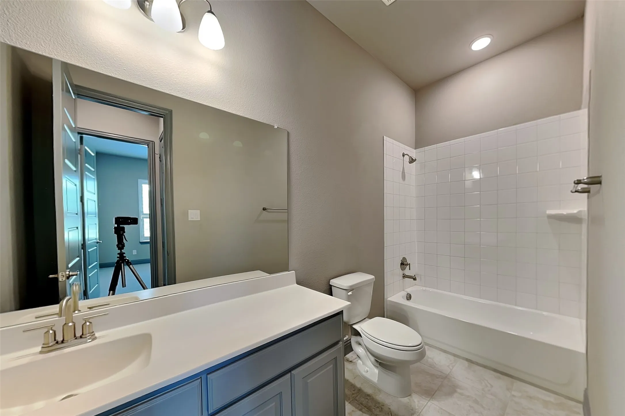 Single Family Residence For Rent in Collin County , 1930 Inwood Lane, Prosper, Texas 75078, 4 Bedroom, 4 Bathroom, 2 Garage spaces, 3,661 Sqft, built in 2022, mls#21353330, Real Estate Agent in Prosper, Homes For Rent in Collin county, Homes For Rent in Prosper, Realtor in Prosper Texas, Real Estate Brokerage Independent Realty Texas, Luminita Cordes Realtor