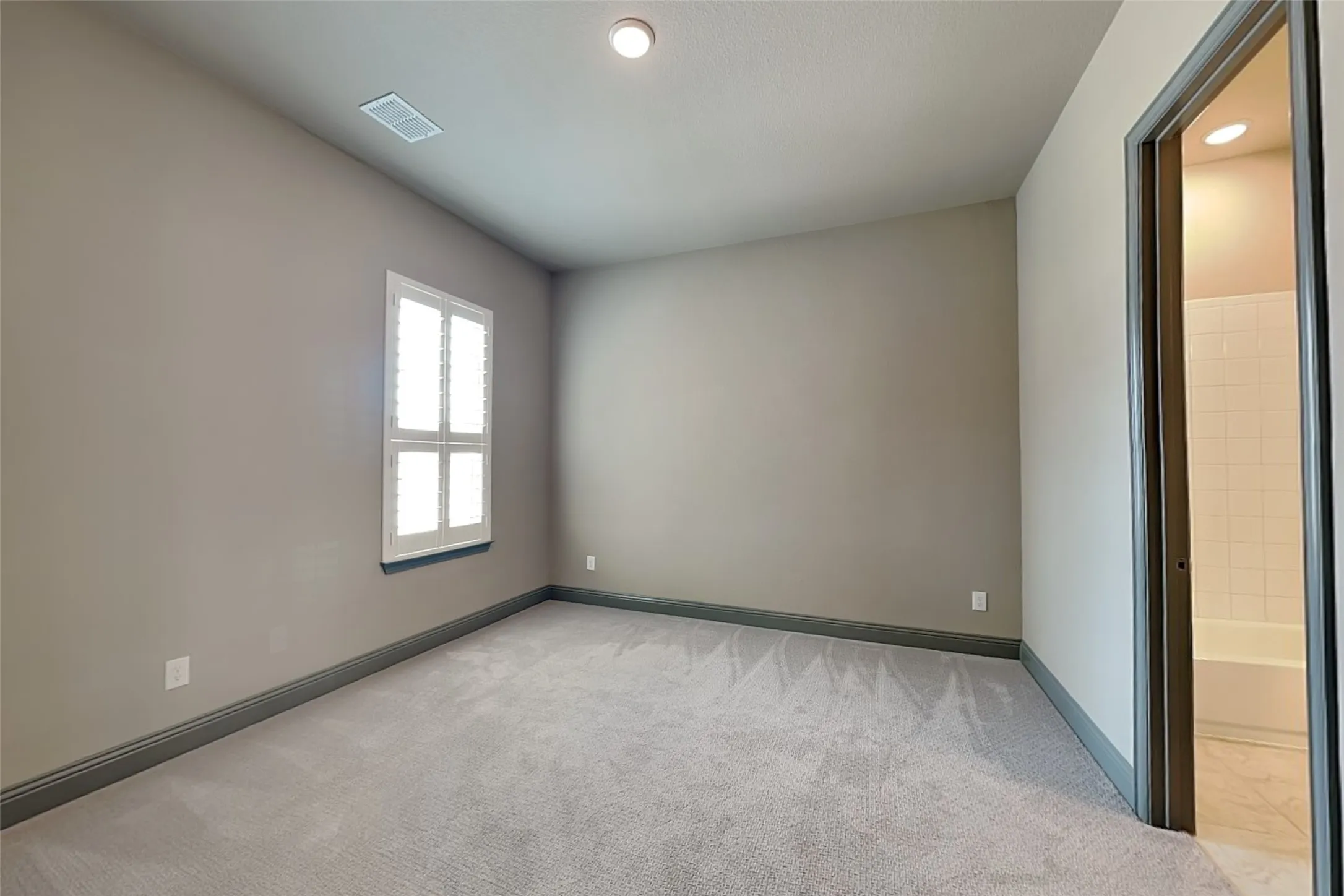 Single Family Residence For Rent in Collin County , 1930 Inwood Lane, Prosper, Texas 75078, 4 Bedroom, 4 Bathroom, 2 Garage spaces, 3,661 Sqft, built in 2022, mls#21353330, Real Estate Agent in Prosper, Homes For Rent in Collin county, Homes For Rent in Prosper, Realtor in Prosper Texas, Real Estate Brokerage Independent Realty Texas, Luminita Cordes Realtor