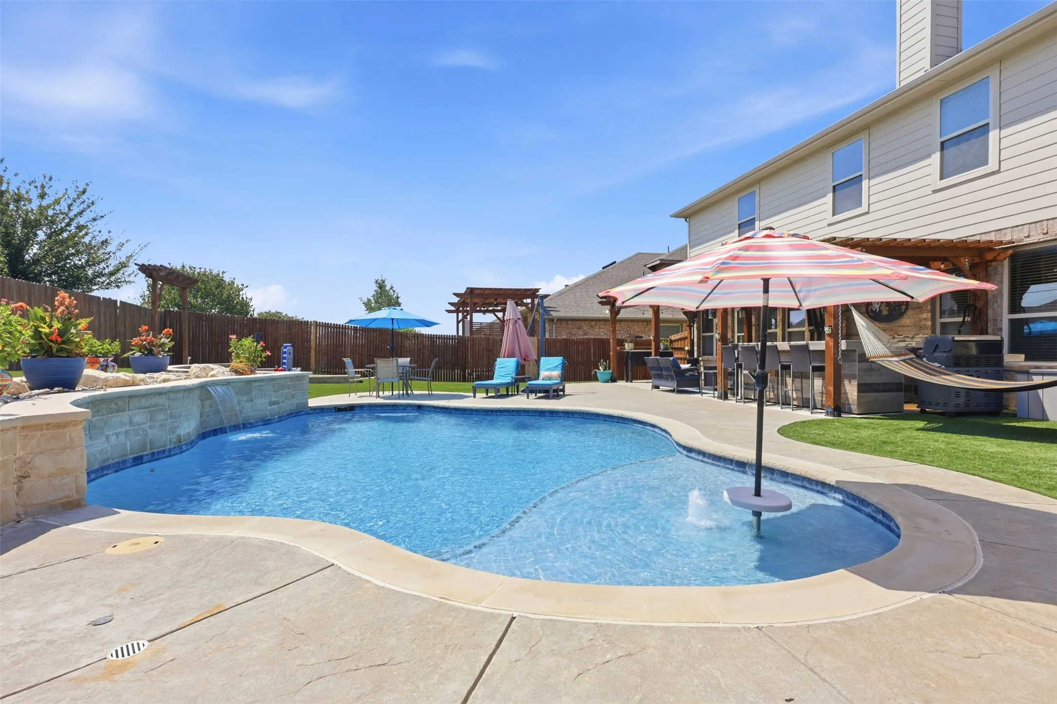 Single Family Residence For Sale in Denton County , 14612 Viking Lane, Fort Worth, Texas 76052, 4 Bedroom, 4 Bathroom, 3 Garage spaces, 2,836 Sqft, built in 2017, mls#21350694, Real Estate Agent in Fort Worth, Homes For Sale in Denton county, Homes For Sale in Fort Worth, Realtor in Fort Worth Texas, Real Estate Brokerage Independent Realty Texas, Luminita Cordes Realtor
