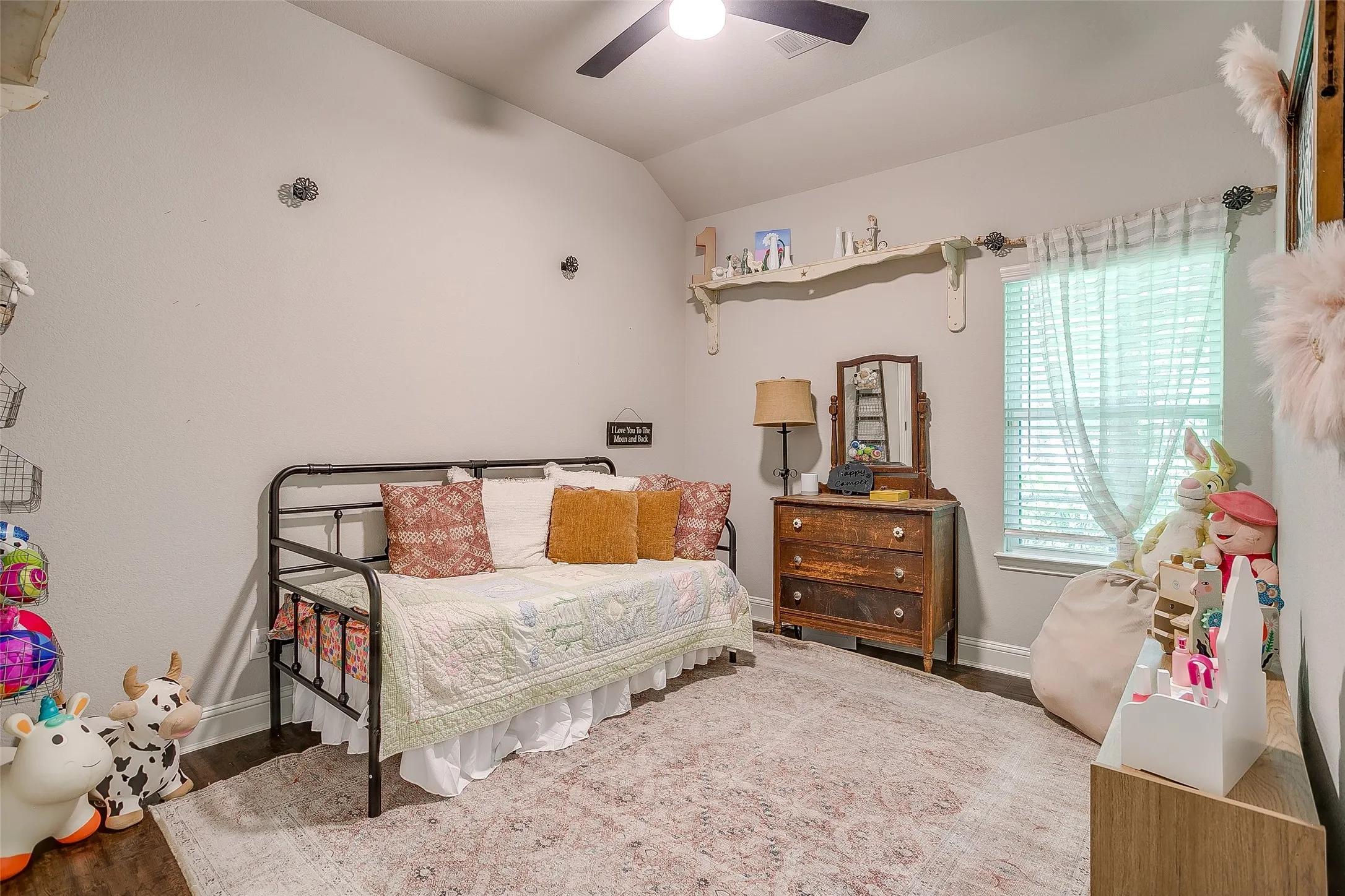 Single Family Residence For Sale in Ellis County , 114 Tuggle Street, Waxahachie, Texas 75165, 3 Bedroom, 2 Bathroom, Garage spaces, 1,511 Sqft, built in 2021, mls#21353351, Real Estate Agent in Waxahachie, Homes For Sale in Ellis county, Homes For Sale in Waxahachie, Realtor in Waxahachie Texas, Real Estate Brokerage Independent Realty Texas, Luminita Cordes Realtor