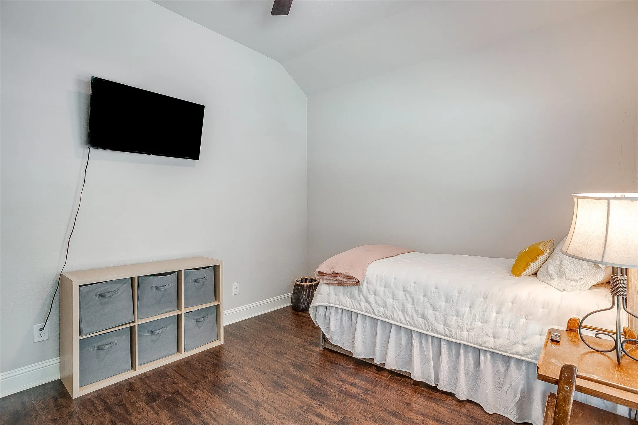 Single Family Residence For Sale in Ellis County , 114 Tuggle Street, Waxahachie, Texas 75165, 3 Bedroom, 2 Bathroom, Garage spaces, 1,511 Sqft, built in 2021, mls#21353351, Real Estate Agent in Waxahachie, Homes For Sale in Ellis county, Homes For Sale in Waxahachie, Realtor in Waxahachie Texas, Real Estate Brokerage Independent Realty Texas, Luminita Cordes Realtor