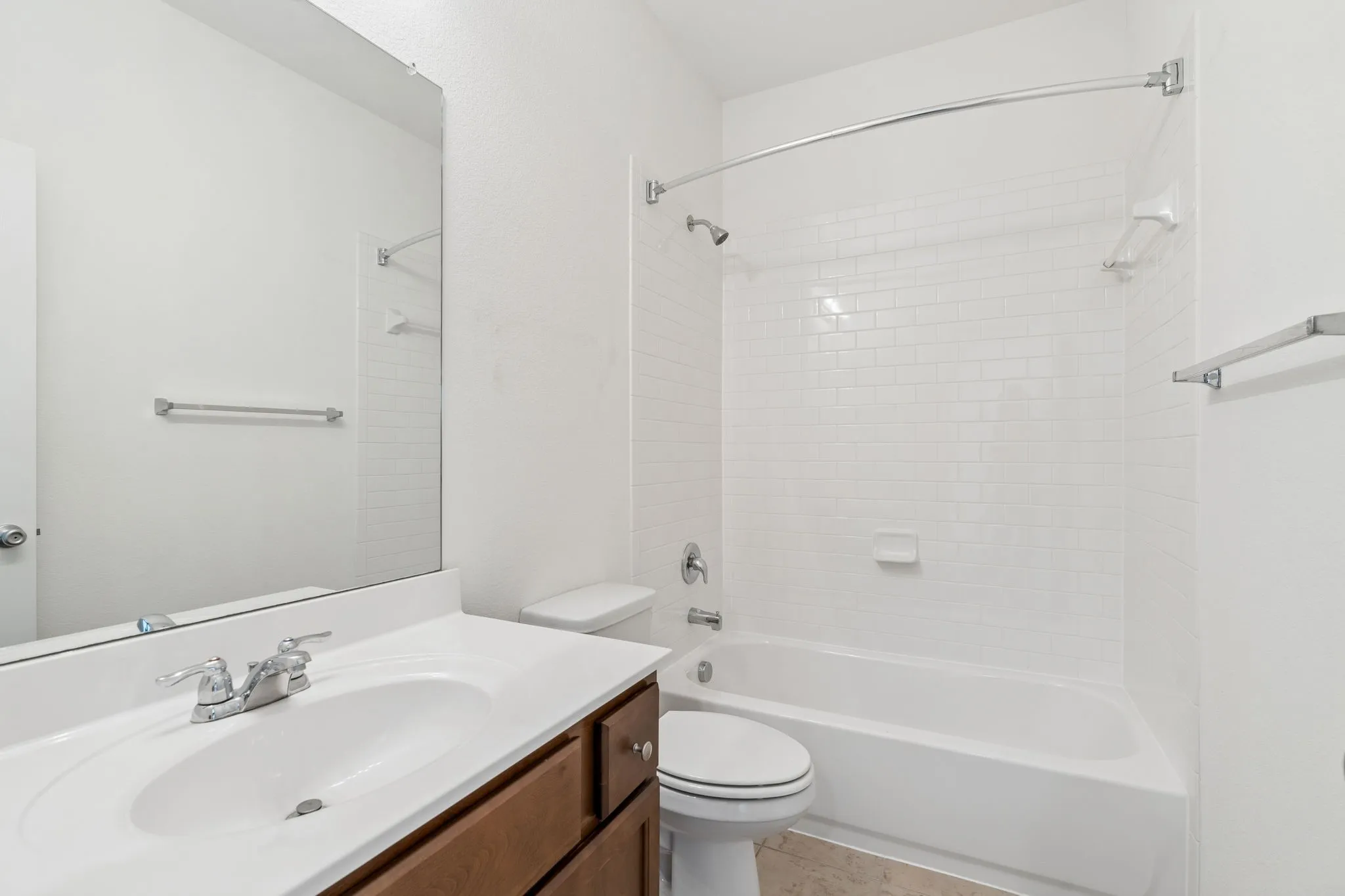 Single Family Residence For Sale in Denton County , 1808 Kaiser Cove, Argyle, Texas 76226, 5 Bedroom, 3 Bathroom, 2 Garage spaces, 2,774 Sqft, built in 2015, mls#21352491, Real Estate Agent in Argyle, Homes For Sale in Denton county, Homes For Sale in Argyle, Realtor in Argyle Texas, Real Estate Brokerage Independent Realty Texas, Luminita Cordes Realtor