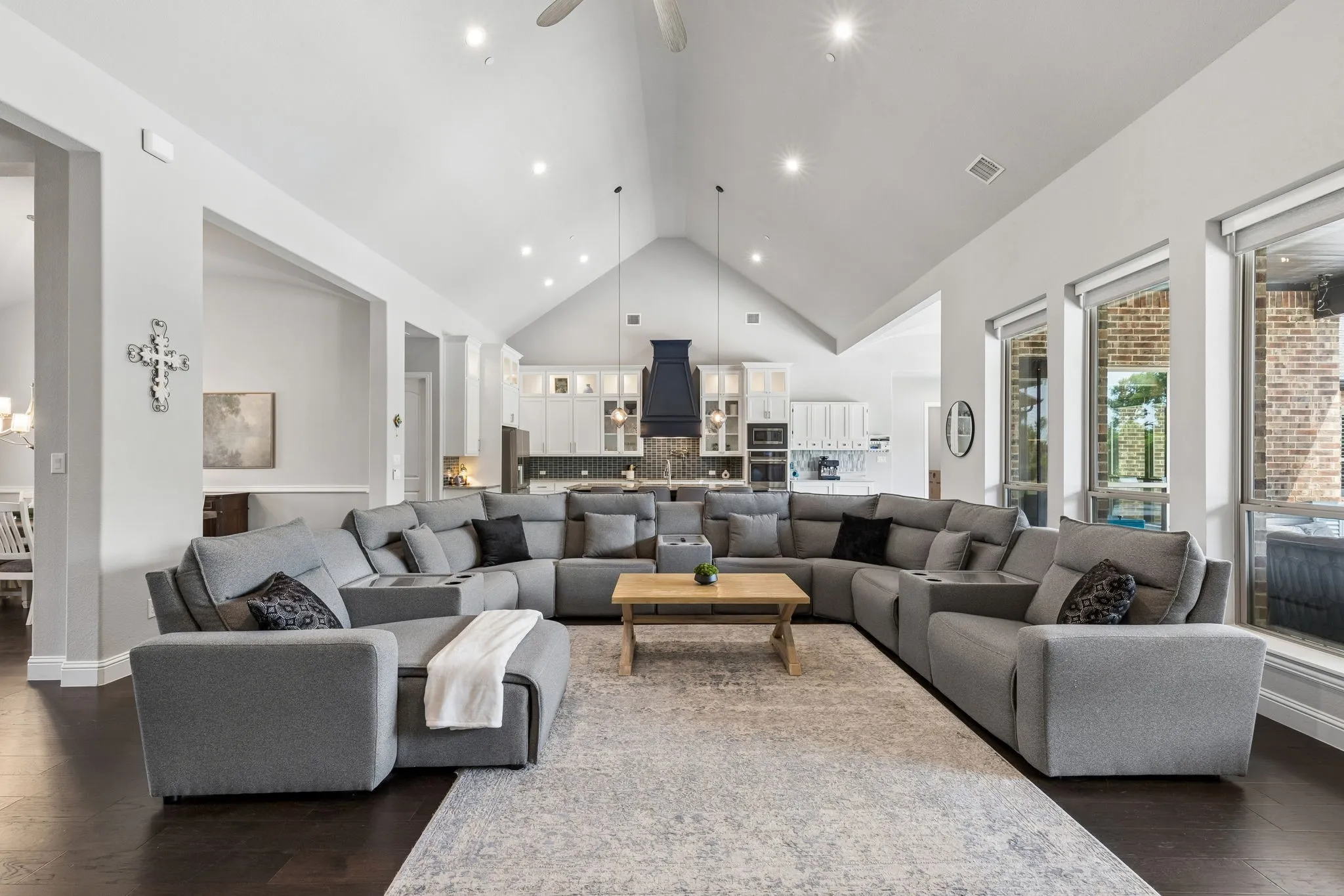 20 Ft Cathedral Ceilings in Living Room & Kitchen