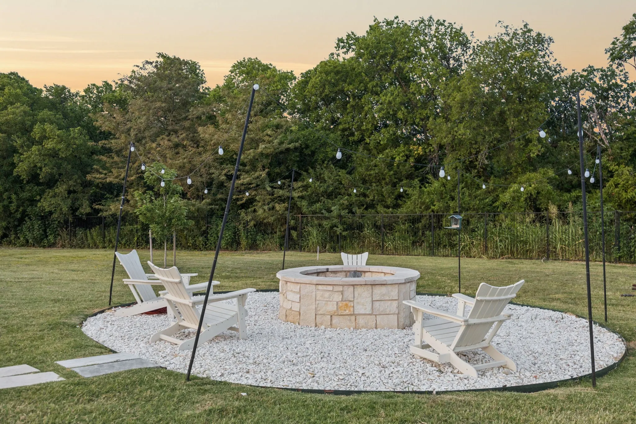Single Family Residence For Sale in Collin County , 1326 Kitchens Drive, Lucas, Texas 75002, 4 Bedroom, 5 Bathroom, 3 Garage spaces, 4,919 Sqft, built in 2022, mls#21352652, Real Estate Agent in Lucas, Homes For Sale in Collin county, Homes For Sale in Lucas, Realtor in Lucas Texas, Real Estate Brokerage Independent Realty Texas, Luminita Cordes Realtor