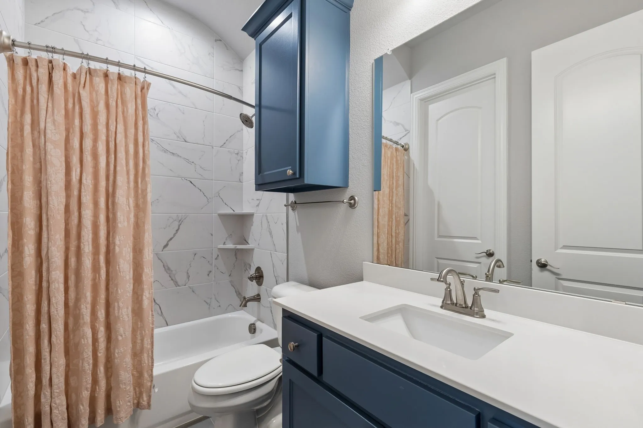 En-Suite to bedroom 3
