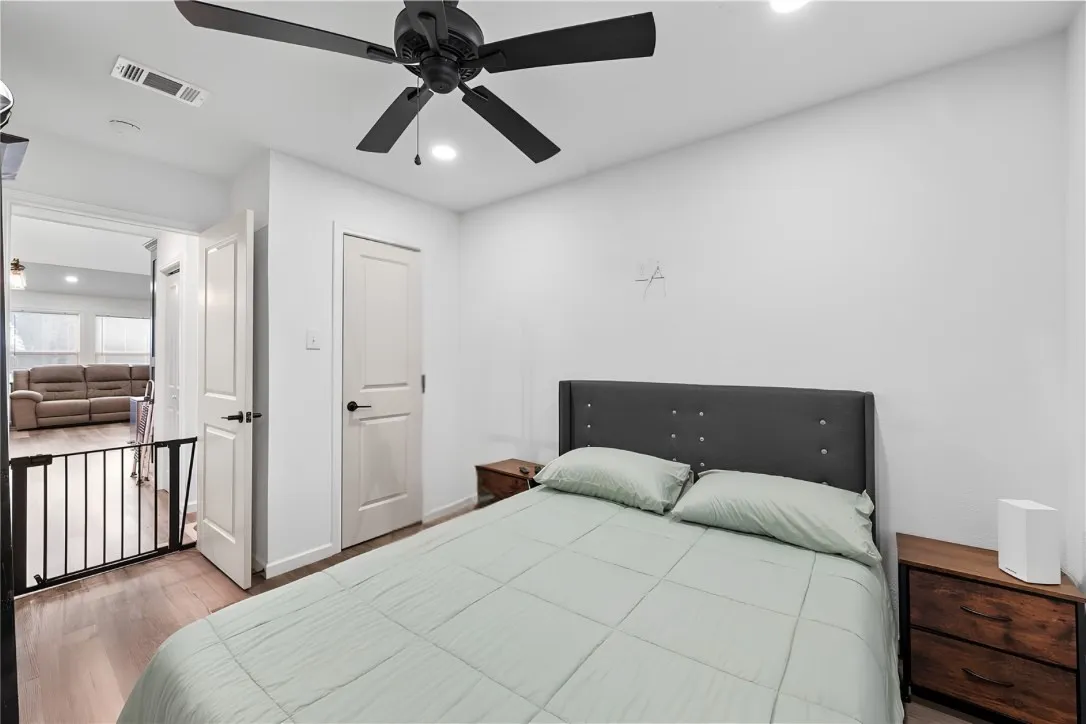Single Family Residence For Sale in Mc Lennan County , 3812 Orchard Lane, Waco, Texas 76705, 3 Bedroom, 3 Bathroom, 2 Garage spaces, 1,200 Sqft, built in 1948, mls#21353257, Real Estate Agent in Waco, Homes For Sale in Mc Lennan county, Homes For Sale in Waco, Realtor in Waco Texas, Real Estate Brokerage Independent Realty Texas, Luminita Cordes Realtor