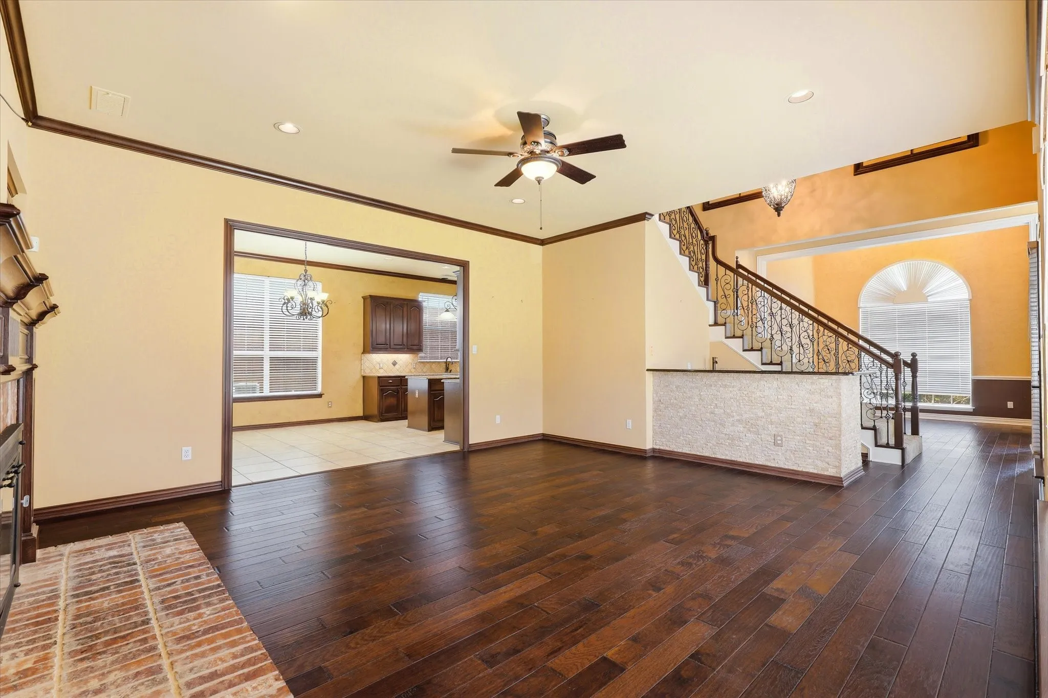 Single Family Residence For Sale in Collin County , 4545 Waterford Drive, Plano, Texas 75024, 4 Bedroom, 3 Bathroom, 2 Garage spaces, 3,388 Sqft, built in 1991, mls#21353104, Real Estate Agent in Plano, Homes For Sale in Collin county, Homes For Sale in Plano, Realtor in Plano Texas, Real Estate Brokerage Independent Realty Texas, Luminita Cordes Realtor