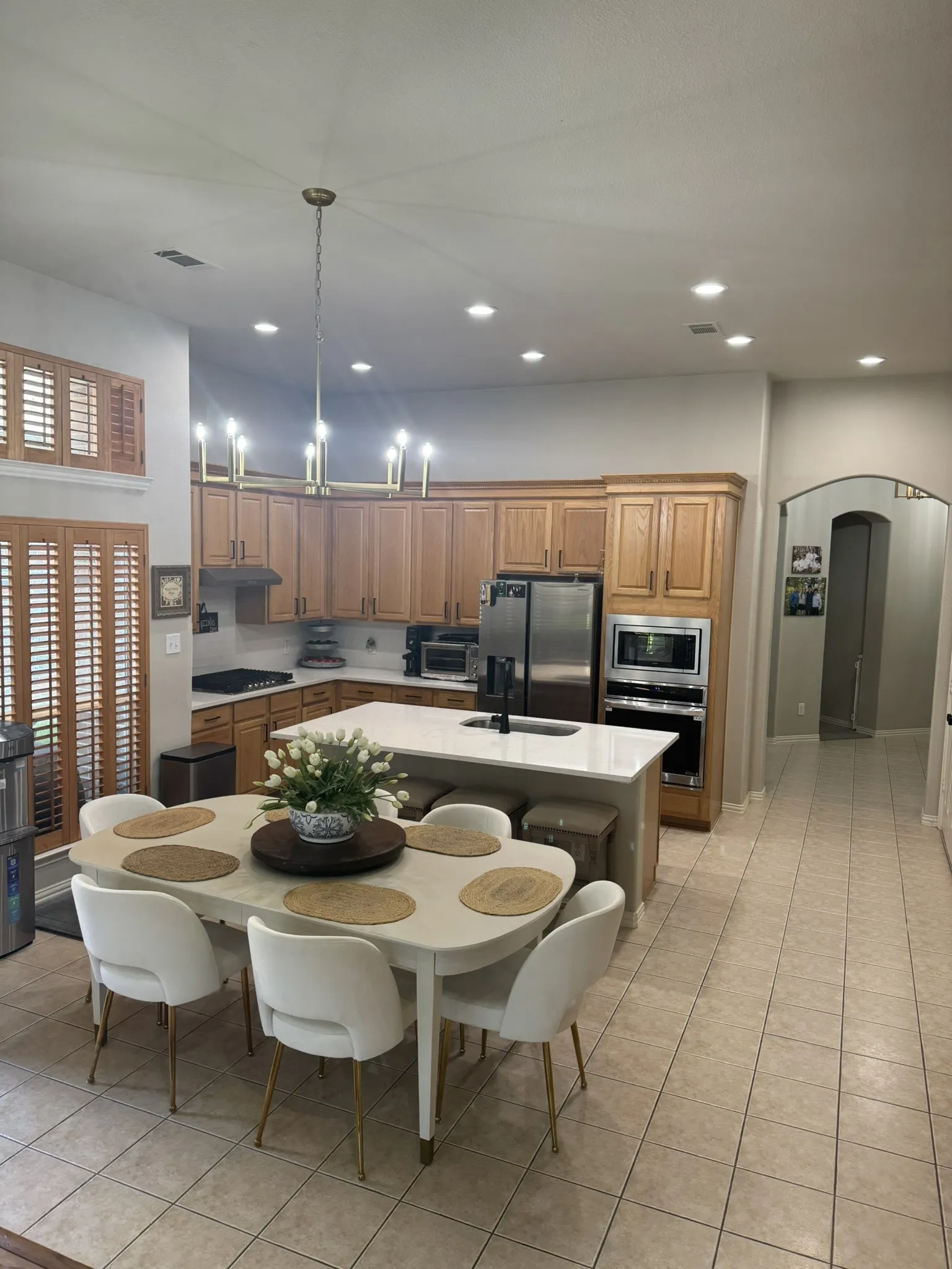 Eat in Kitchen