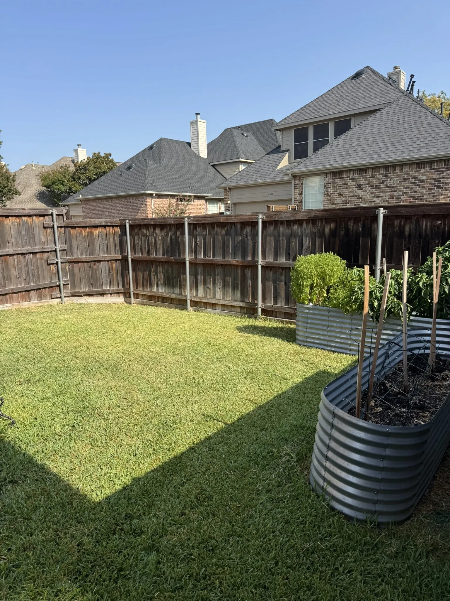 Single Family Residence For Sale in Denton County , 4060 Guadalupe Lane, Frisco, Texas 75034, 3 Bedroom, 2 Bathroom, 2 Garage spaces, 1,906 Sqft, built in 2000, mls#21349300, Real Estate Agent in Frisco, Homes For Sale in Denton county, Homes For Sale in Frisco, Realtor in Frisco Texas, Real Estate Brokerage Independent Realty Texas, Luminita Cordes Realtor