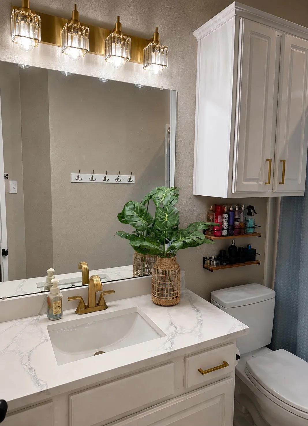 Single Family Residence For Sale in Denton County , 4060 Guadalupe Lane, Frisco, Texas 75034, 3 Bedroom, 2 Bathroom, 2 Garage spaces, 1,906 Sqft, built in 2000, mls#21349300, Real Estate Agent in Frisco, Homes For Sale in Denton county, Homes For Sale in Frisco, Realtor in Frisco Texas, Real Estate Brokerage Independent Realty Texas, Luminita Cordes Realtor