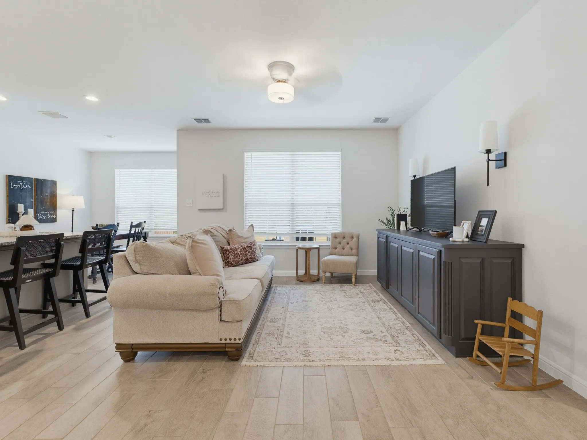 Single Family Residence For Sale in Wise County , 156 Waterbend Cove, Boyd, Texas 76023, 3 Bedroom, 2 Bathroom, 2 Garage spaces, 1,444 Sqft, built in 2022, mls#21349390, Real Estate Agent in Boyd, Homes For Sale in Wise county, Homes For Sale in Boyd, Realtor in Boyd Texas, Real Estate Brokerage Independent Realty Texas, Luminita Cordes Realtor
