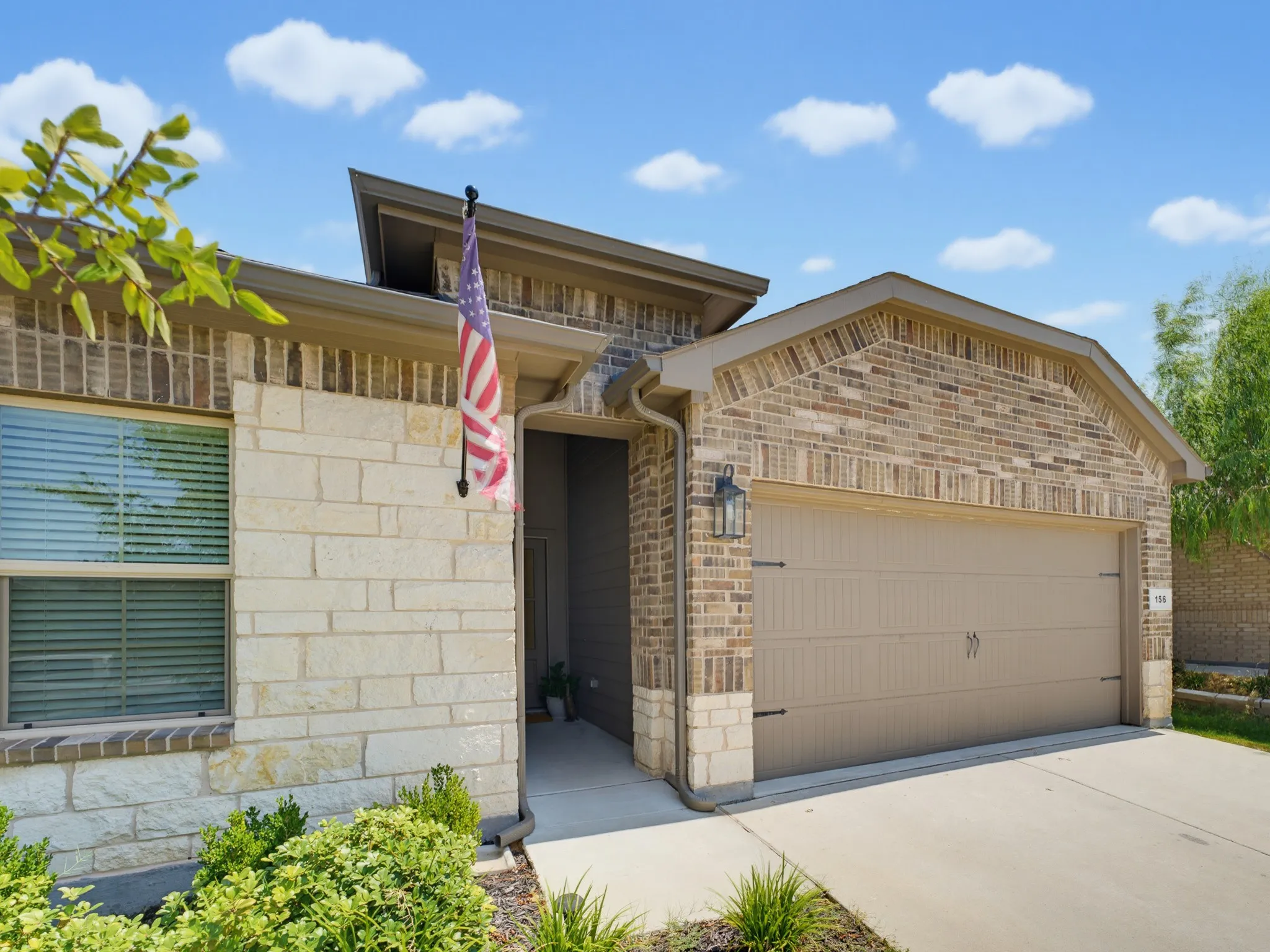 Single Family Residence For Sale in Wise County , 156 Waterbend Cove, Boyd, Texas 76023, 3 Bedroom, 2 Bathroom, 2 Garage spaces, 1,444 Sqft, built in 2022, mls#21349390, Real Estate Agent in Boyd, Homes For Sale in Wise county, Homes For Sale in Boyd, Realtor in Boyd Texas, Real Estate Brokerage Independent Realty Texas, Luminita Cordes Realtor