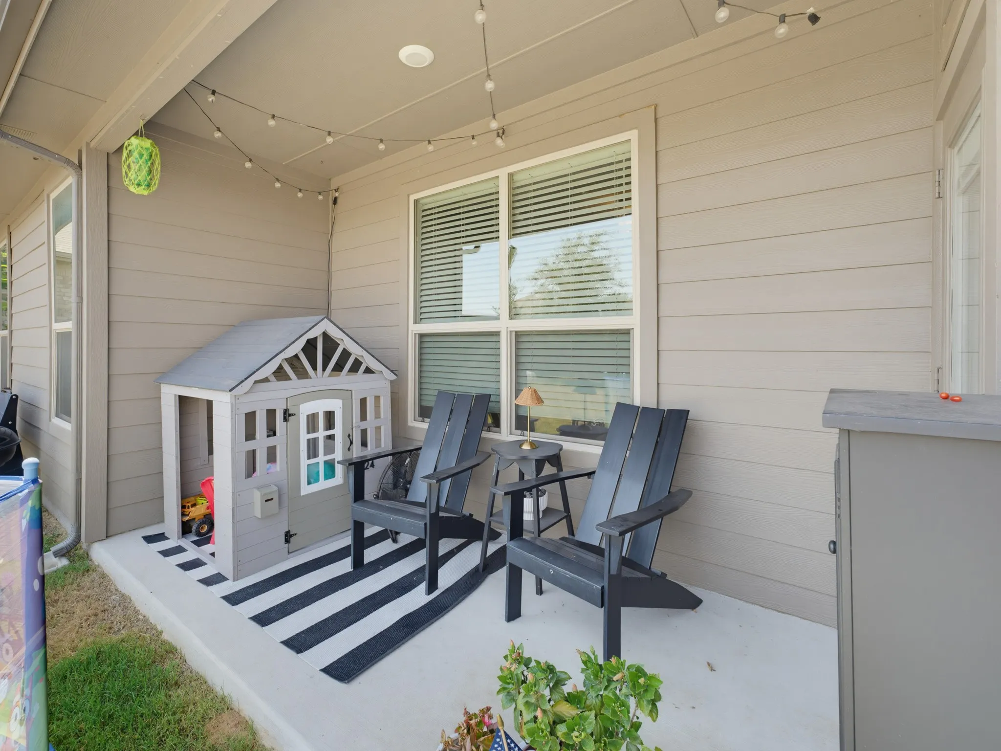 Single Family Residence For Sale in Wise County , 156 Waterbend Cove, Boyd, Texas 76023, 3 Bedroom, 2 Bathroom, 2 Garage spaces, 1,444 Sqft, built in 2022, mls#21349390, Real Estate Agent in Boyd, Homes For Sale in Wise county, Homes For Sale in Boyd, Realtor in Boyd Texas, Real Estate Brokerage Independent Realty Texas, Luminita Cordes Realtor