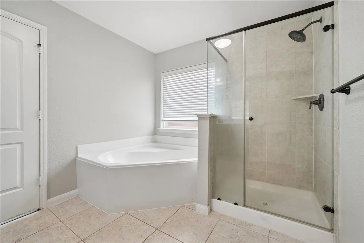 Single Family Residence For Rent in Collin County , 411 Winchester Drive, Celina, Texas 75009, 3 Bedrooms, 2 Bathrooms, 2 Garage spaces, 1,769 Sqft, built in 2015, Price $2,150, mls#21350504, Real Estate Agent in Celina, Homes For Rent in Collin county, Homes For Rent in Celina, Realtor in Celina Texas, Real Estate Brokerage Independent Realty Texas, Luminita Cordes Realtor