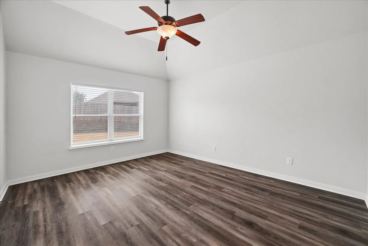 Single Family Residence For Rent in Collin County , 411 Winchester Drive, Celina, Texas 75009, 3 Bedrooms, 2 Bathrooms, 2 Garage spaces, 1,769 Sqft, built in 2015, Price $2,150, mls#21350504, Real Estate Agent in Celina, Homes For Rent in Collin county, Homes For Rent in Celina, Realtor in Celina Texas, Real Estate Brokerage Independent Realty Texas, Luminita Cordes Realtor