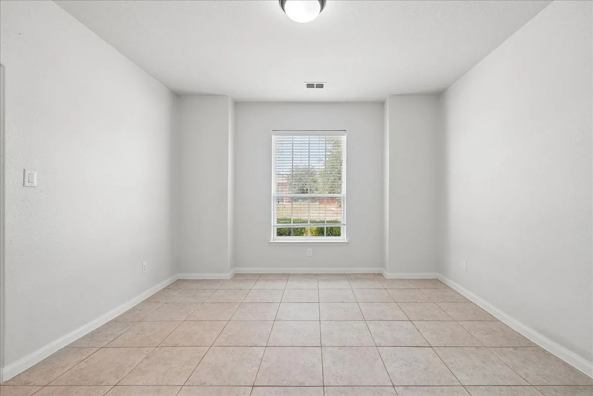 Single Family Residence For Rent in Collin County , 411 Winchester Drive, Celina, Texas 75009, 3 Bedrooms, 2 Bathrooms, 2 Garage spaces, 1,769 Sqft, built in 2015, Price $2,150, mls#21350504, Real Estate Agent in Celina, Homes For Rent in Collin county, Homes For Rent in Celina, Realtor in Celina Texas, Real Estate Brokerage Independent Realty Texas, Luminita Cordes Realtor