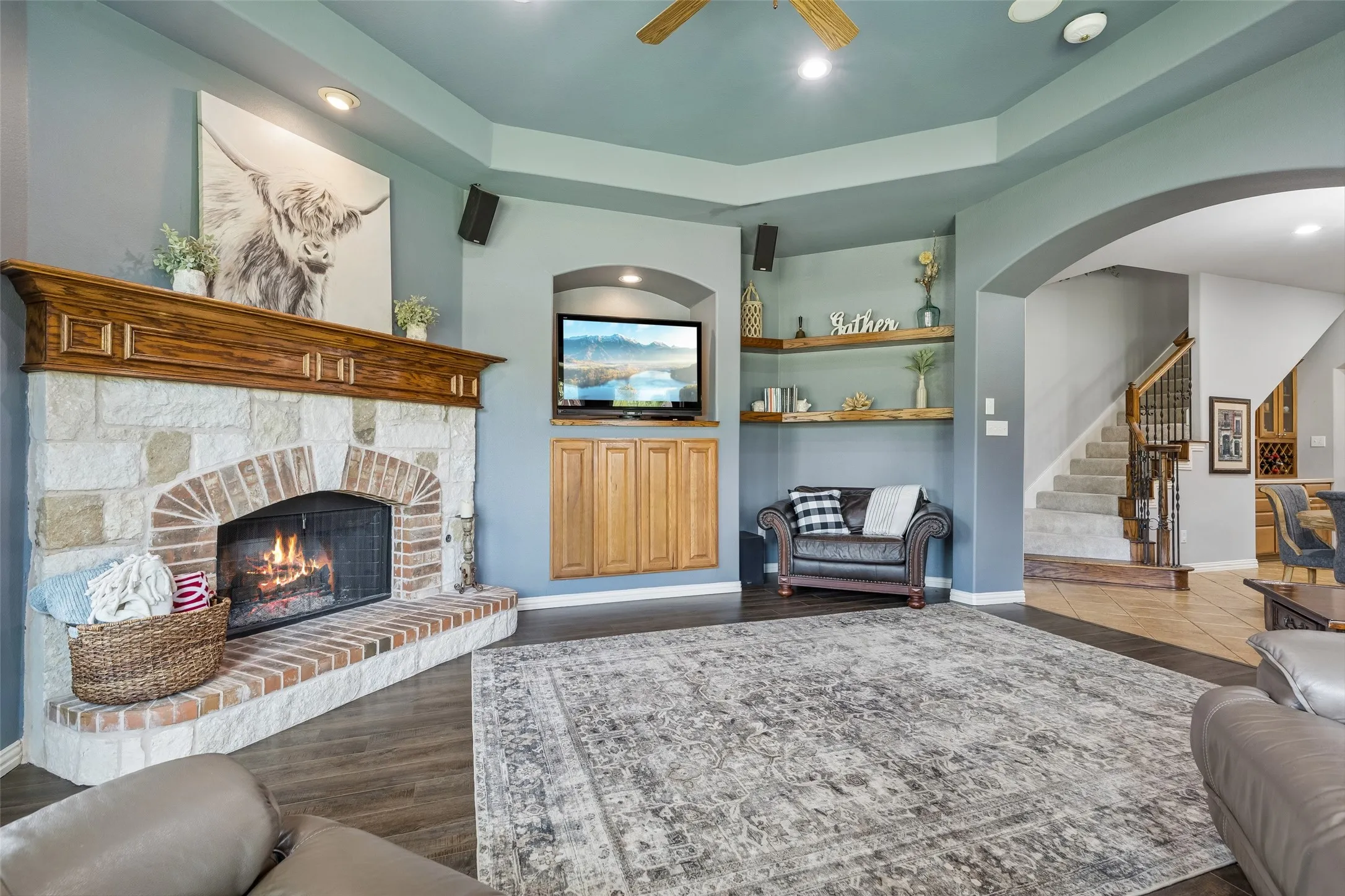 Single Family Residence For Sale in Denton County , 10198 Wheat Ridge Drive, Frisco, Texas 75033, 5 Bedroom, 3 Bathroom, 2 Garage spaces, 2,754 Sqft, built in 2001, mls#21347238, Real Estate Agent in Frisco, Homes For Sale in Denton county, Homes For Sale in Frisco, Realtor in Frisco Texas, Real Estate Brokerage Independent Realty Texas, Luminita Cordes Realtor