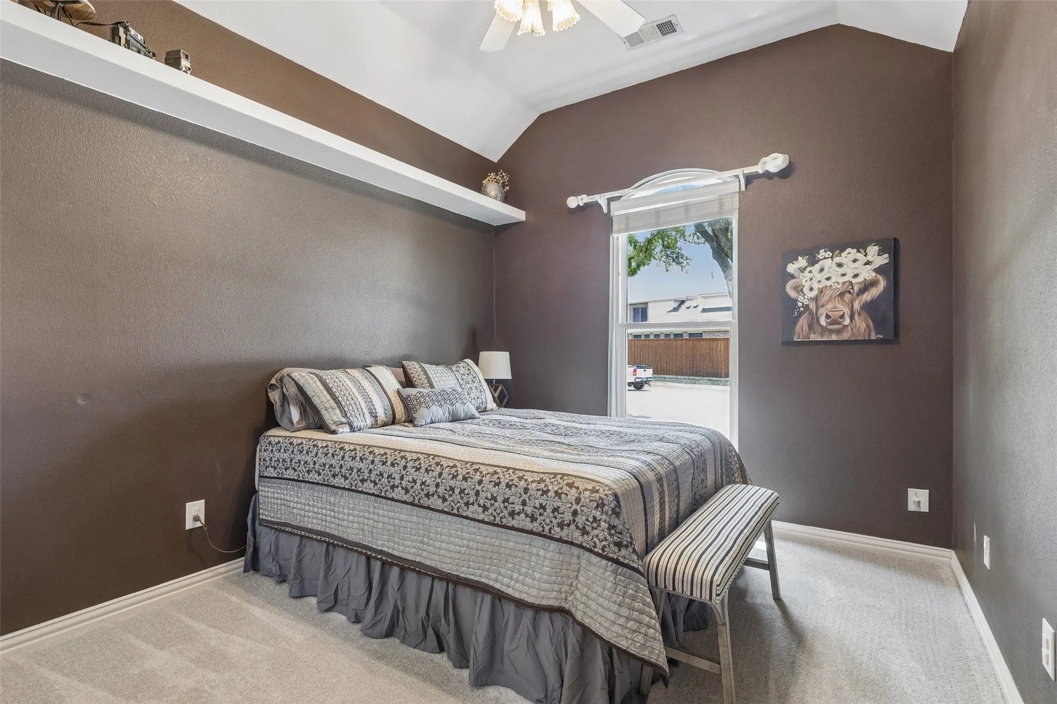 Single Family Residence For Sale in Denton County , 10198 Wheat Ridge Drive, Frisco, Texas 75033, 5 Bedroom, 3 Bathroom, 2 Garage spaces, 2,754 Sqft, built in 2001, mls#21347238, Real Estate Agent in Frisco, Homes For Sale in Denton county, Homes For Sale in Frisco, Realtor in Frisco Texas, Real Estate Brokerage Independent Realty Texas, Luminita Cordes Realtor